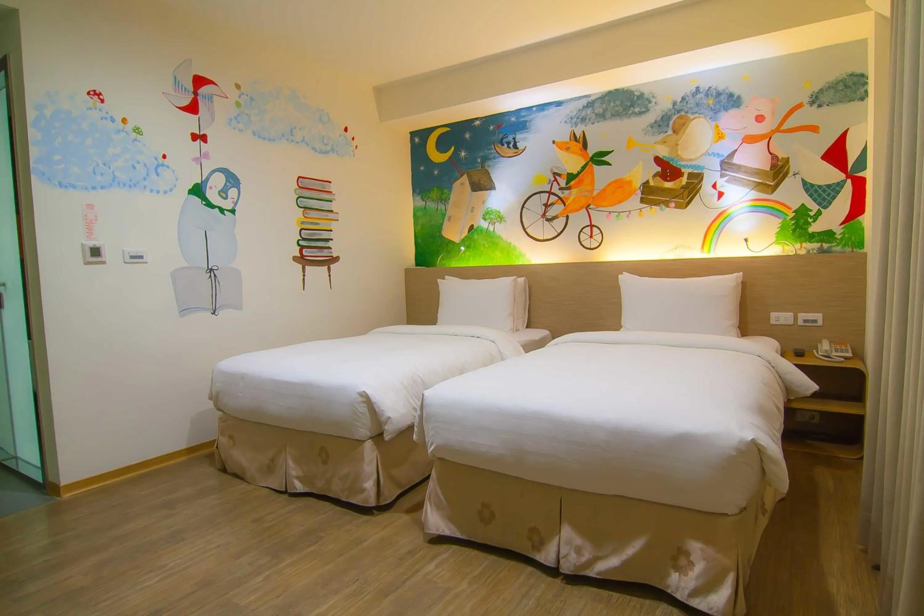 Photo of the whole room, Bed in Legend Hotel Kaohsiung Liuhe