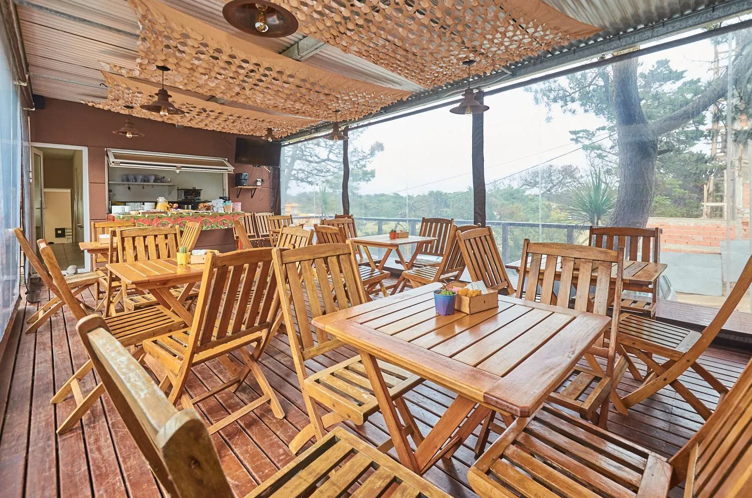 Restaurant/places to eat in Punto Playa