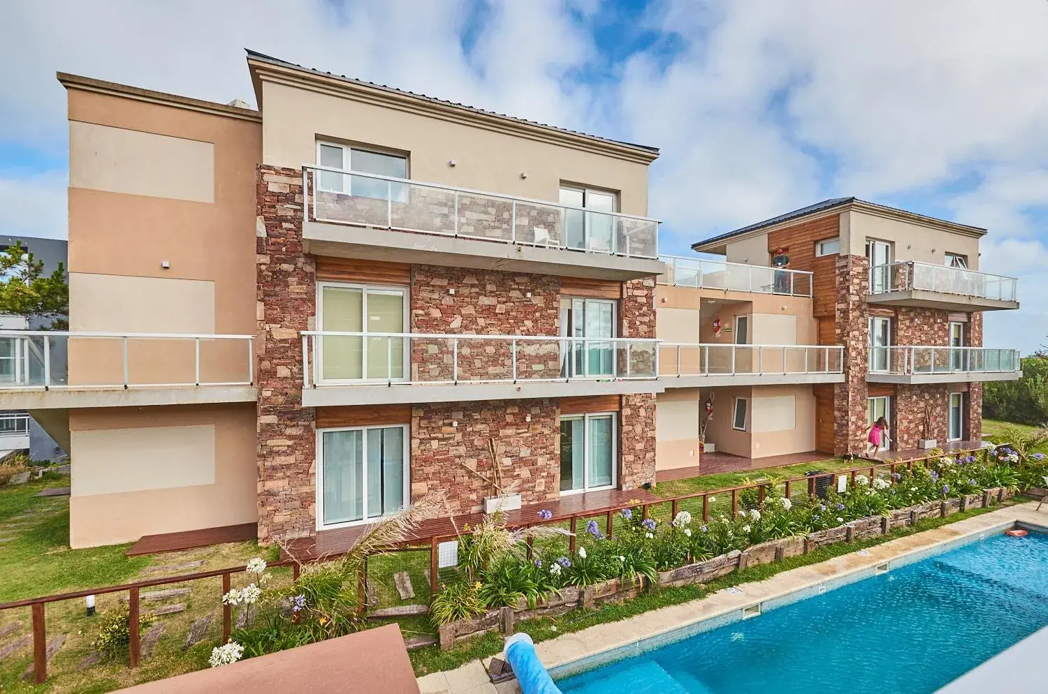 Property building in Punto Playa Property building in Punto Playa