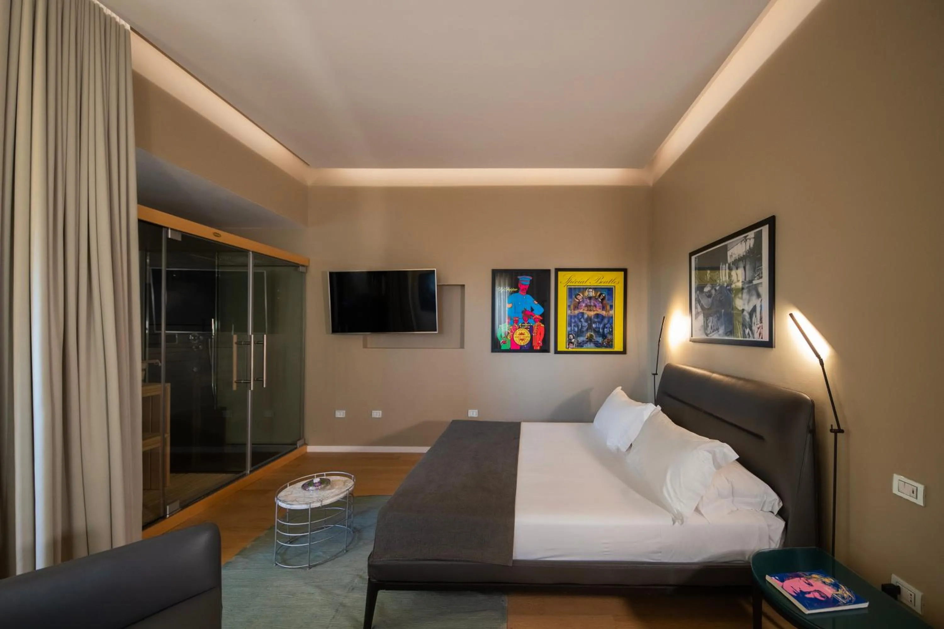 Bedroom, Bed in La Fiermontina Palazzo Bozzi Corso Hotel