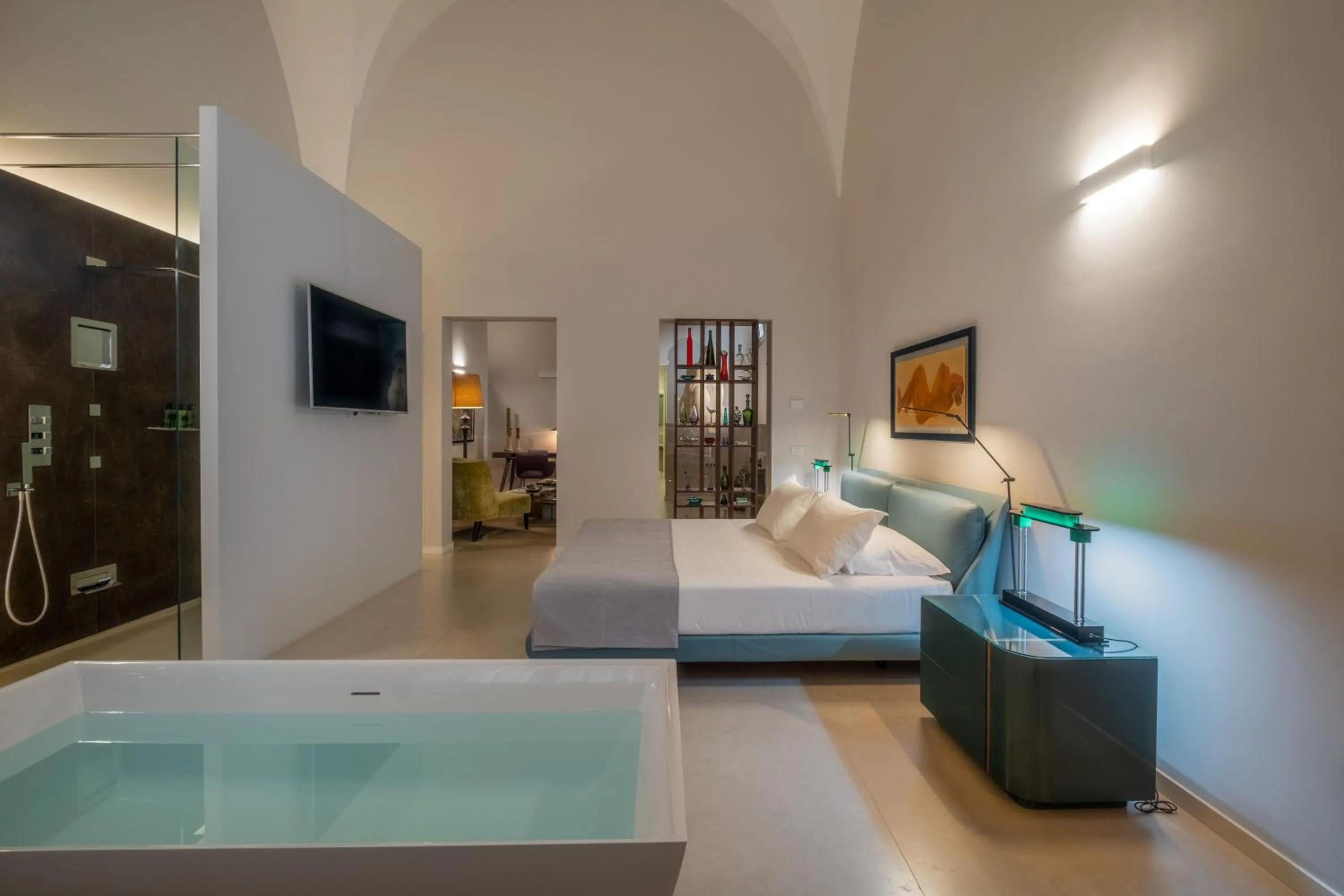 Hot Tub, Bed in La Fiermontina Palazzo Bozzi Corso Hotel