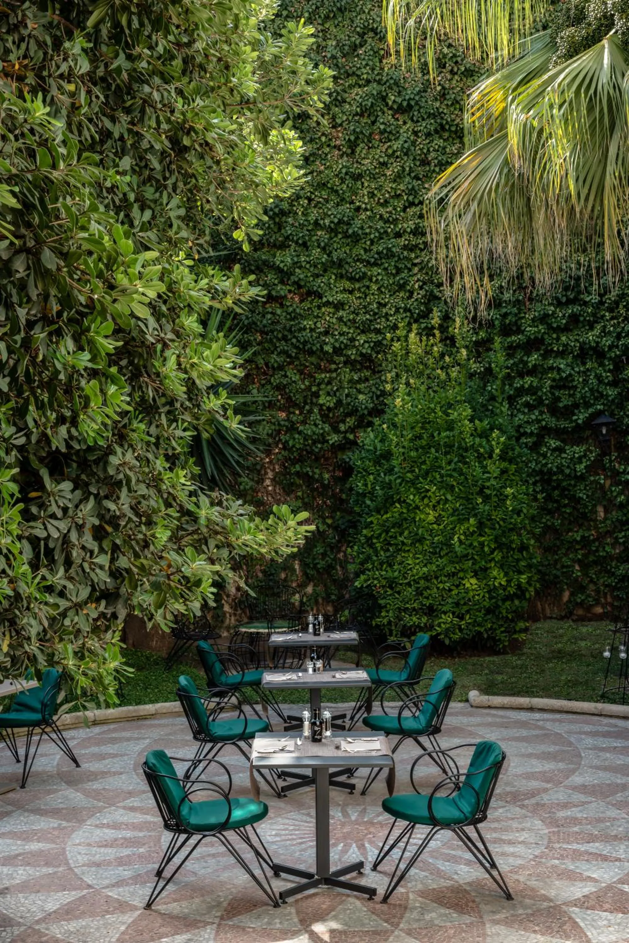 Day in La Fiermontina Palazzo Bozzi Corso Hotel