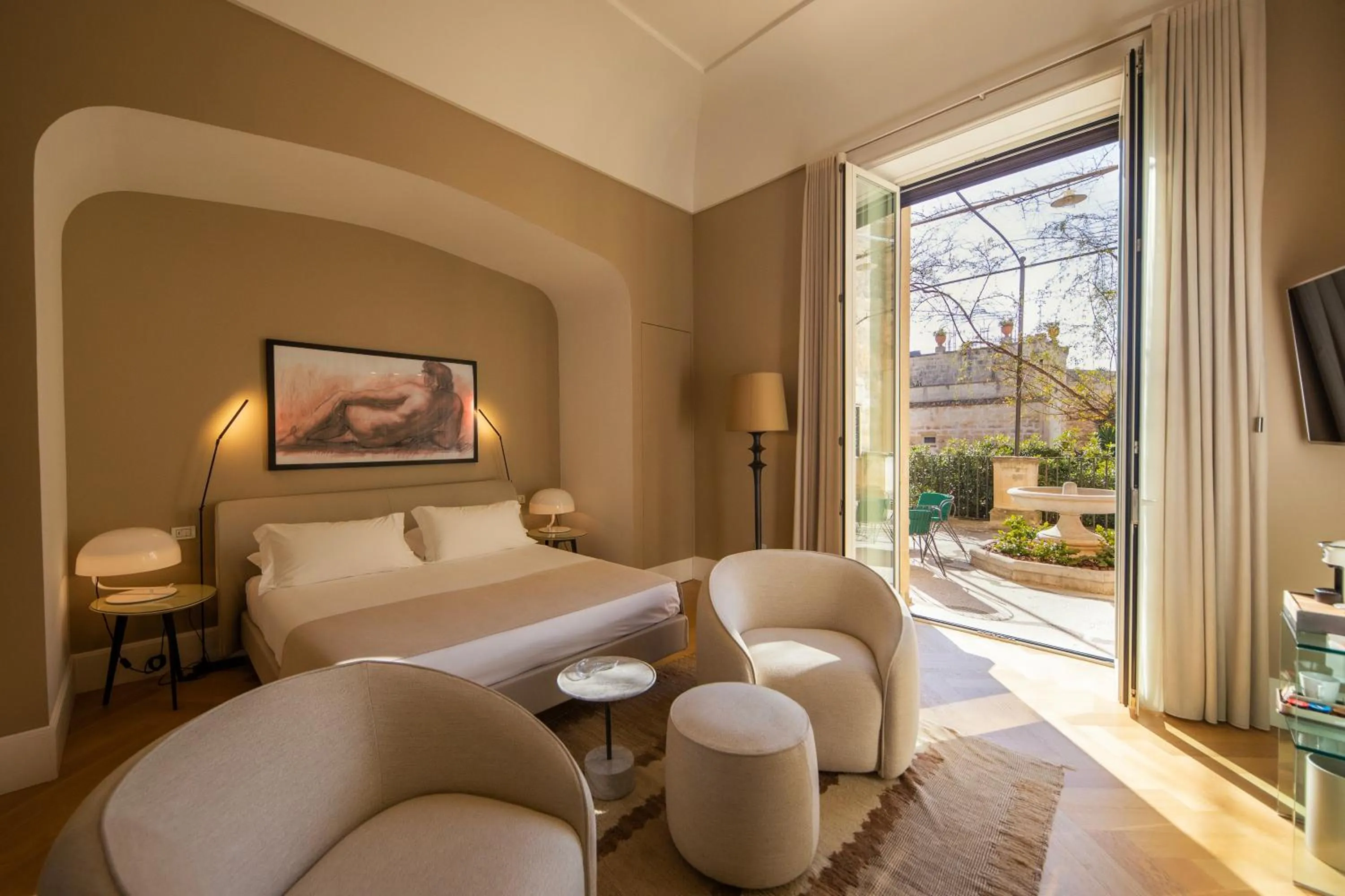 Bed in La Fiermontina Palazzo Bozzi Corso Hotel