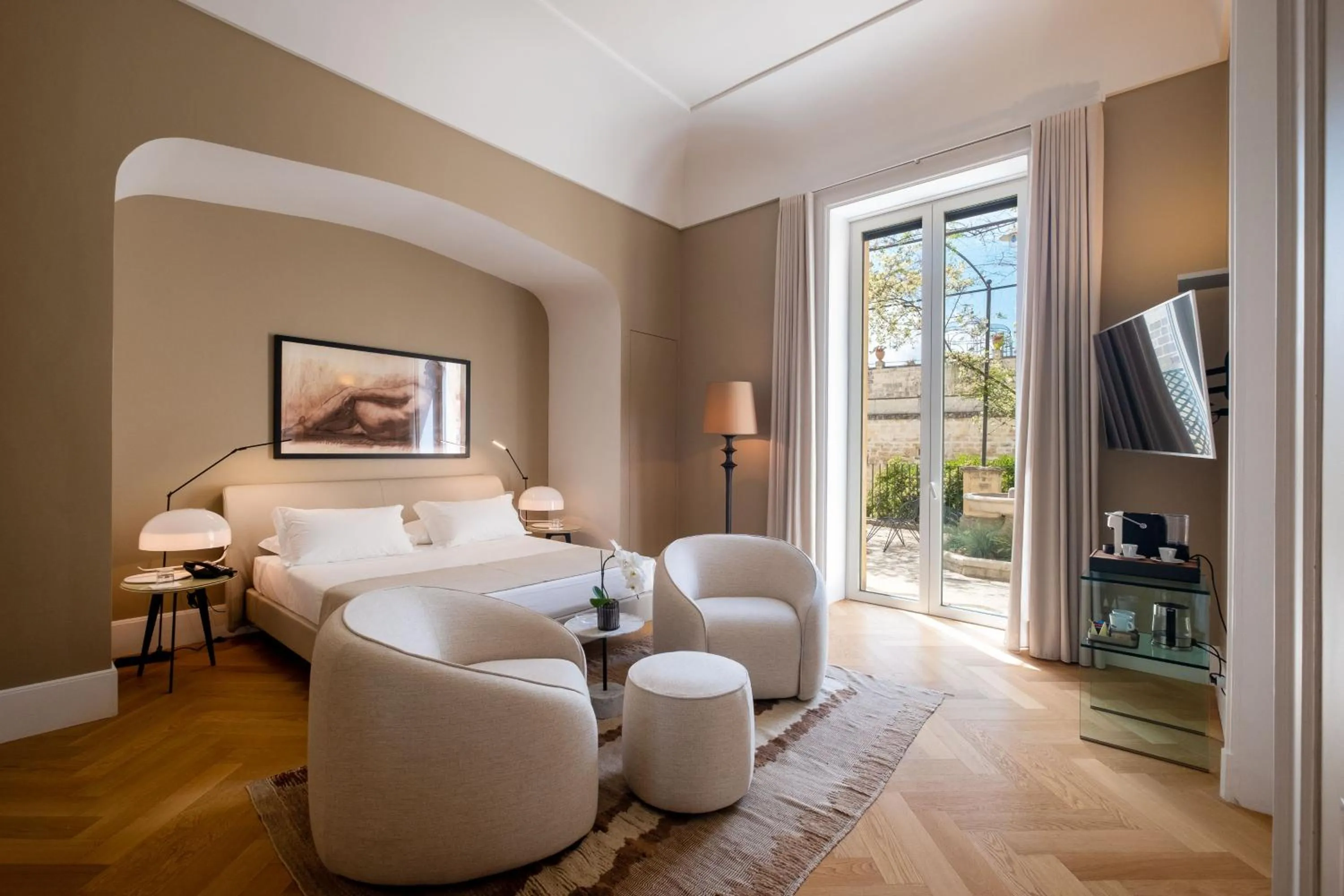 Bed in La Fiermontina Palazzo Bozzi Corso Hotel