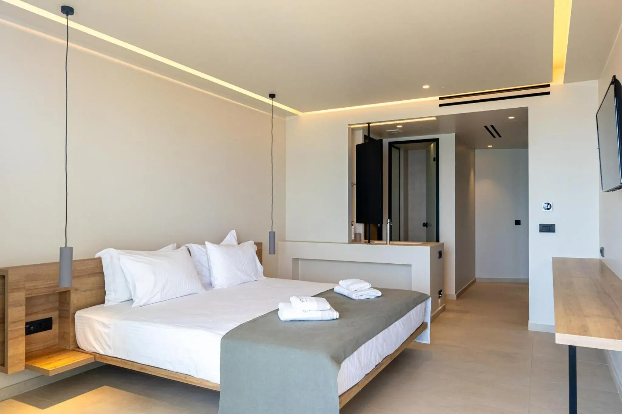 Photo of the whole room, Bed in PHEIA, Vriniotis Resorts Photo of the whole room, Bed in PHEIA, Vriniotis Resorts