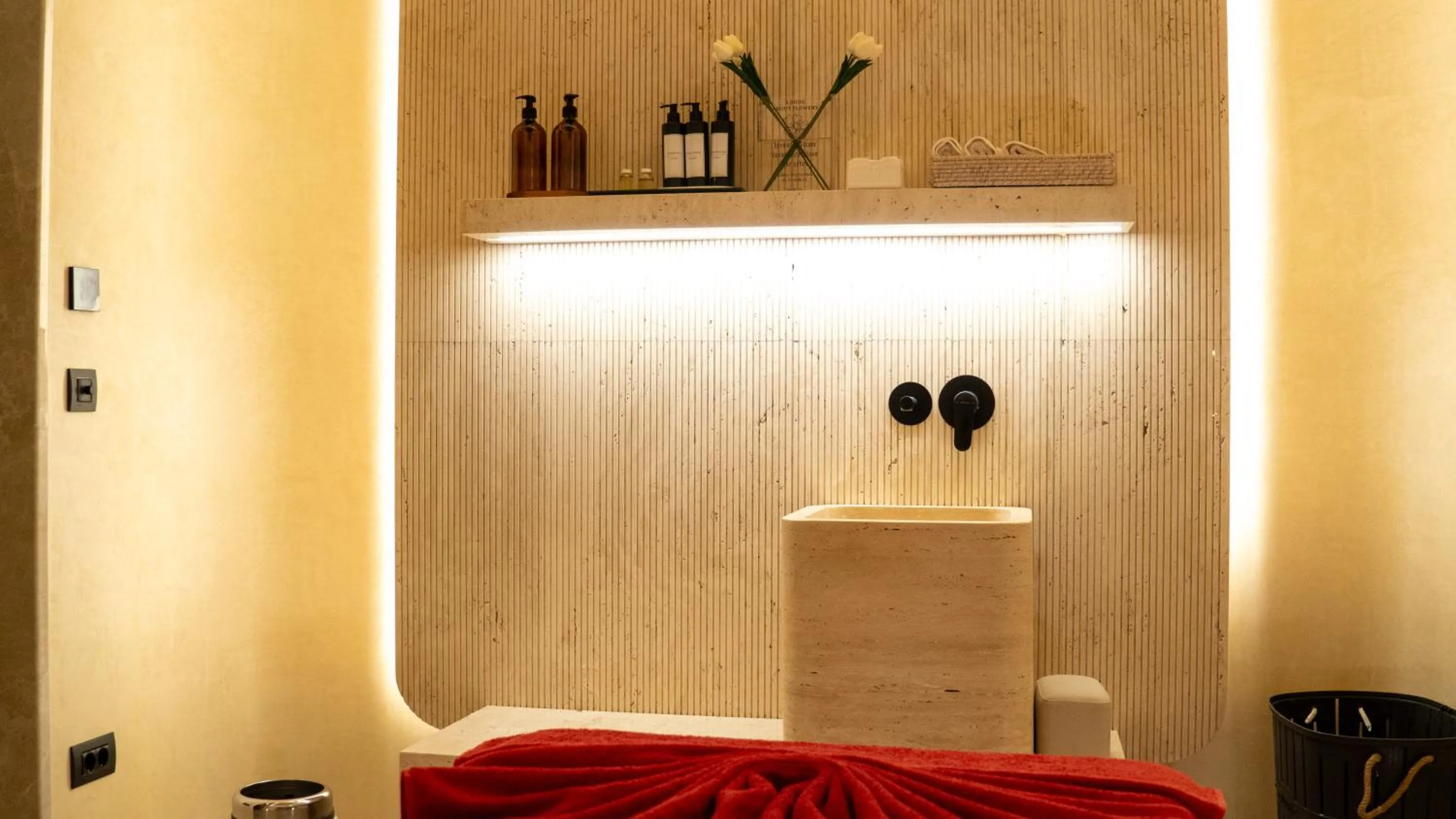 Spa and wellness centre/facilities in Dosso Dossi Hotels & SPA Golden Horn