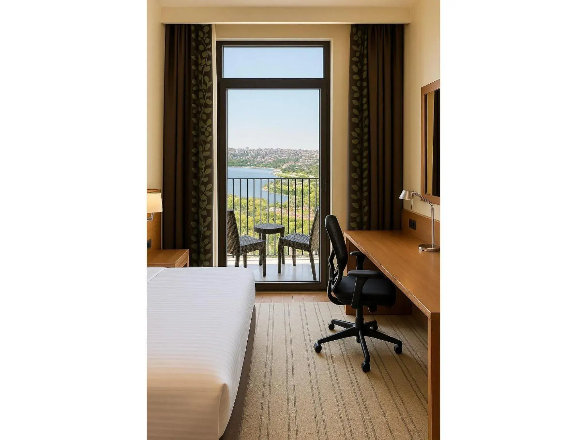 Balcony/Terrace, Bed in Dosso Dossi Hotels & SPA Golden Horn Balcony/Terrace, Bed in Dosso Dossi Hotels & SPA Golden Horn