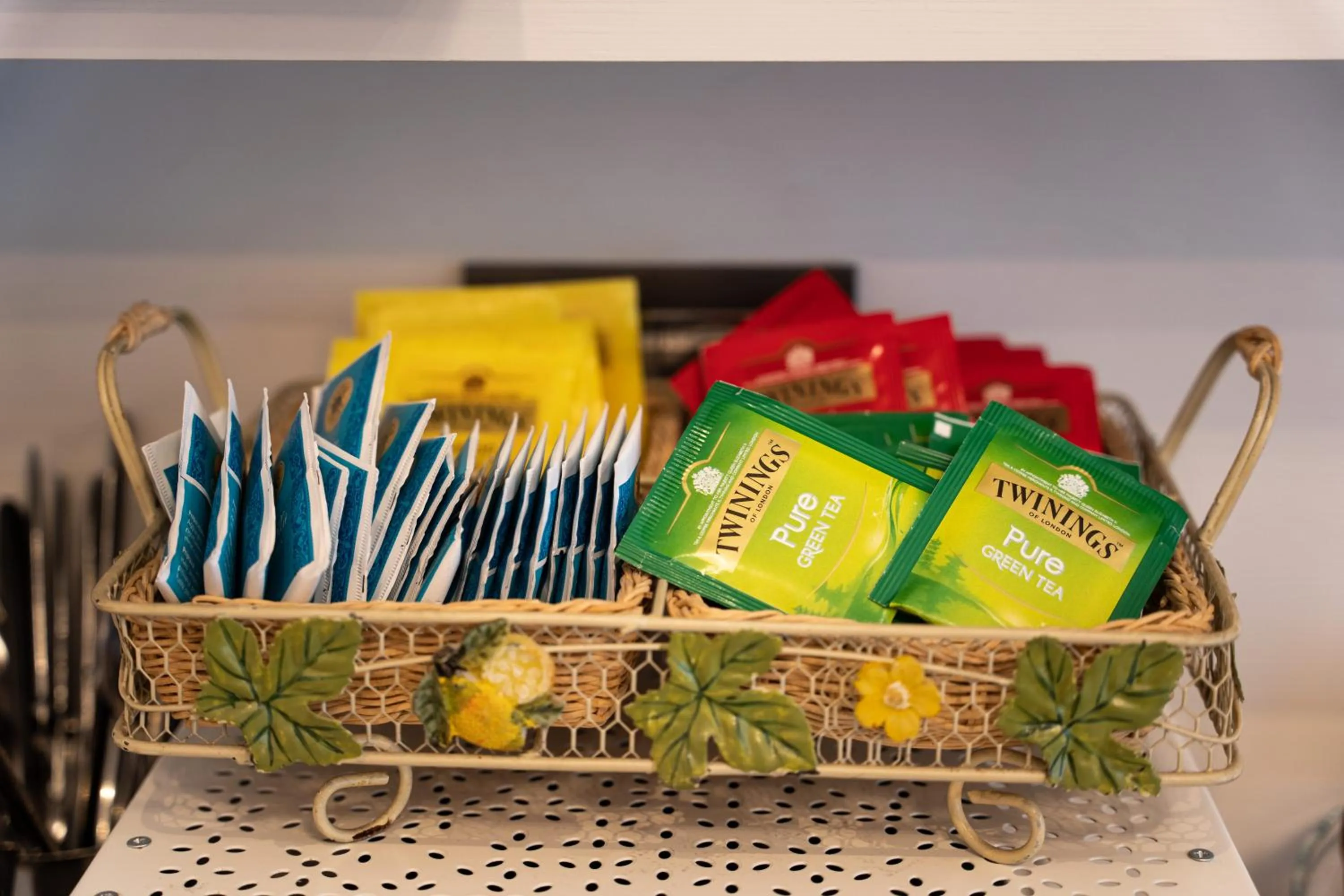 Coffee/tea facilities in Hotel Victoria