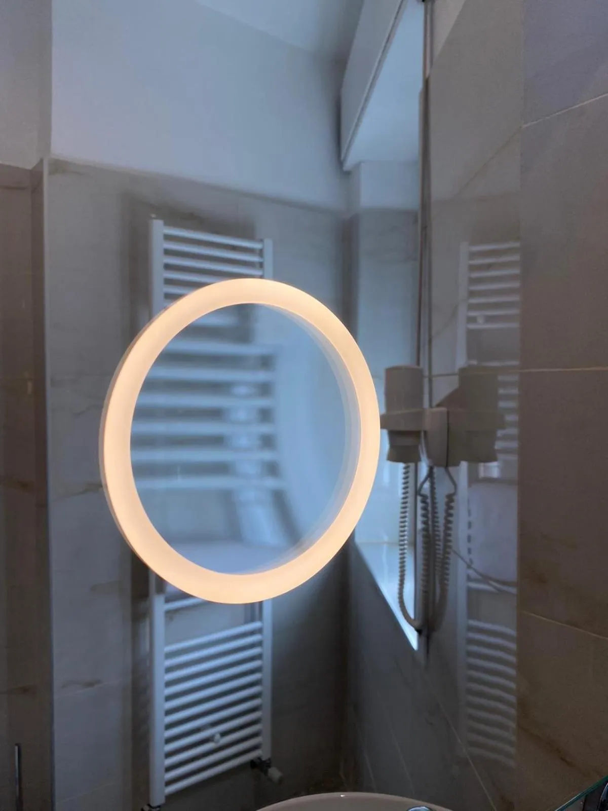 Bathroom in Hotel Victoria