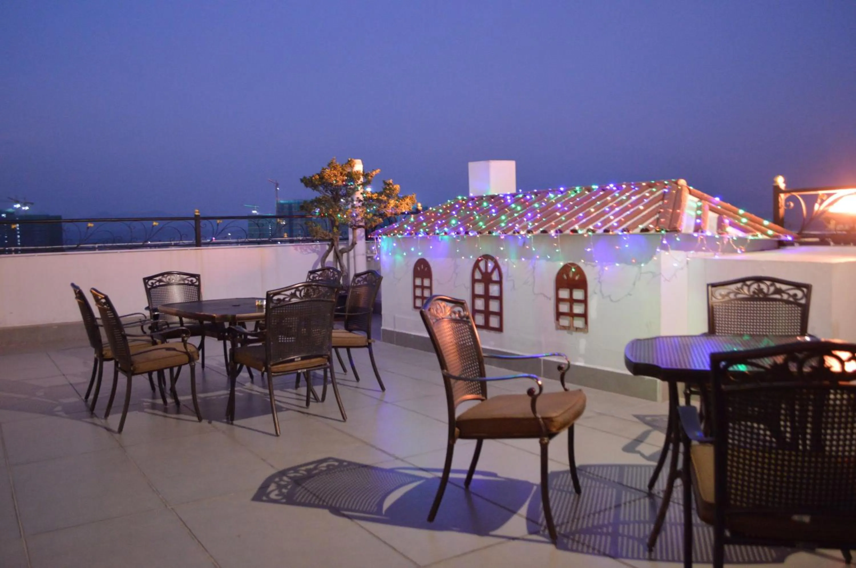 Balcony/Terrace in Shenzhen Longgang Rivan Hotel