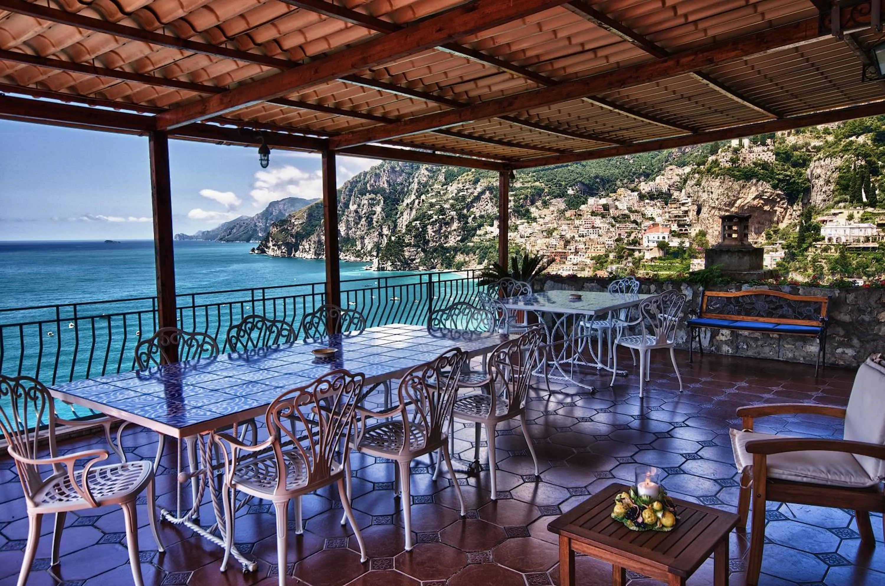 Balcony/Terrace in Villa La Roccia - Arienzo