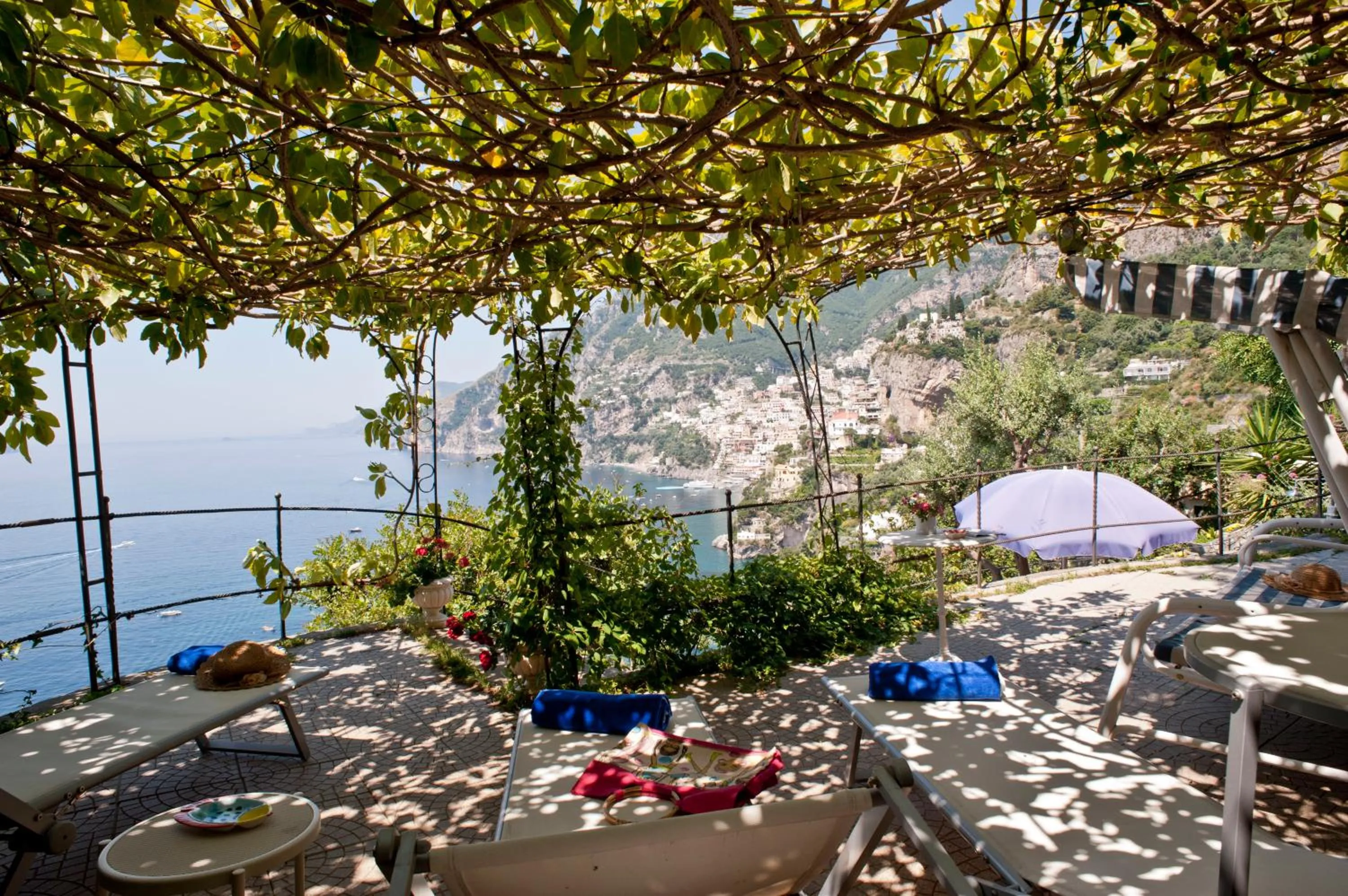 Solarium in Villa La Roccia - Arienzo