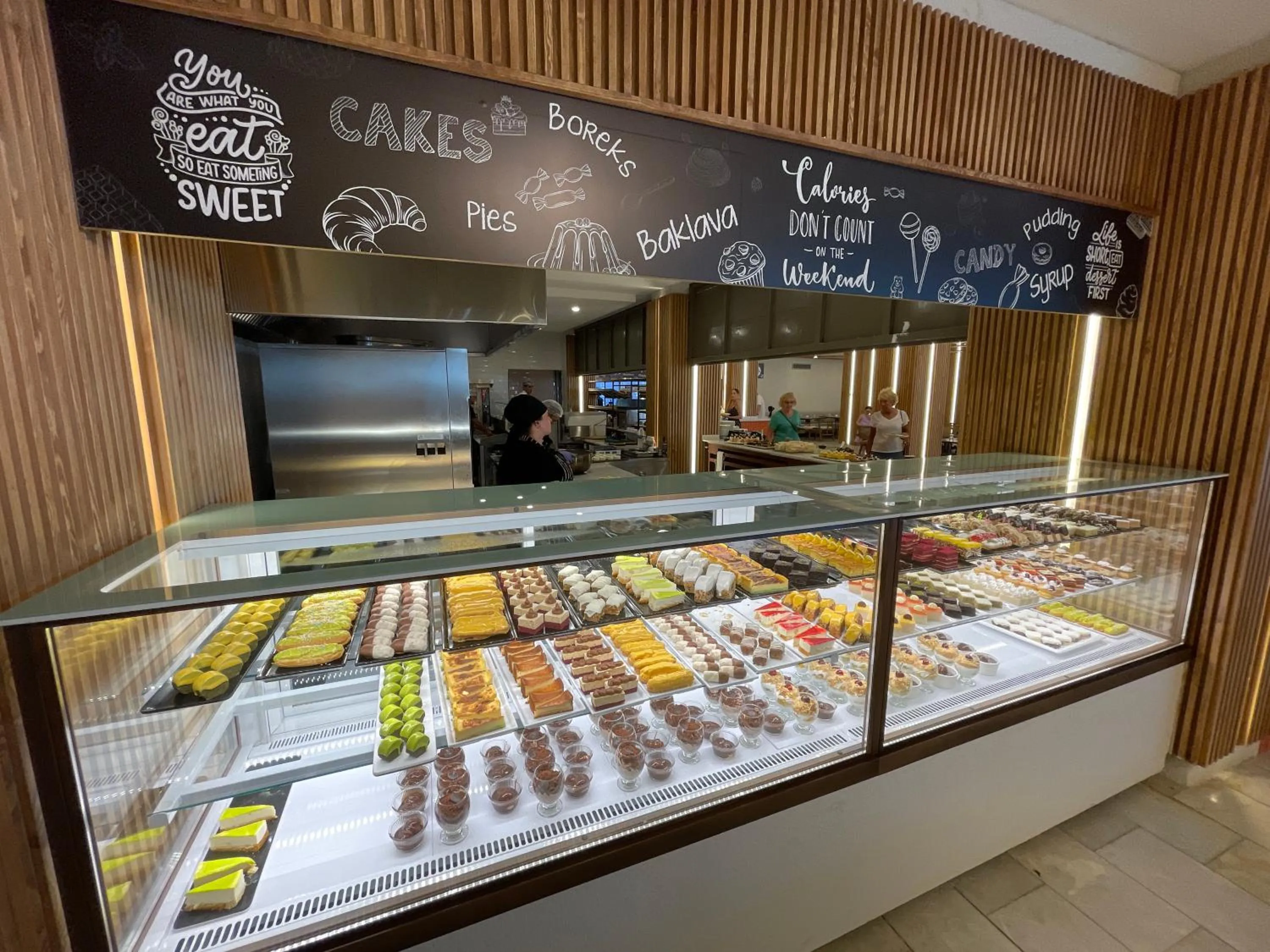 Restaurant/places to eat in LAUR HOTELS Experience & Elegance