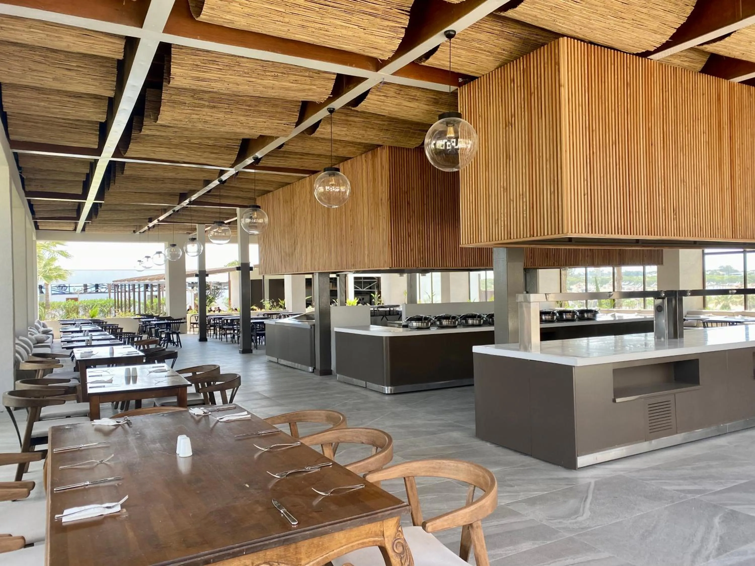 Restaurant/places to eat in LAUR HOTELS Experience & Elegance