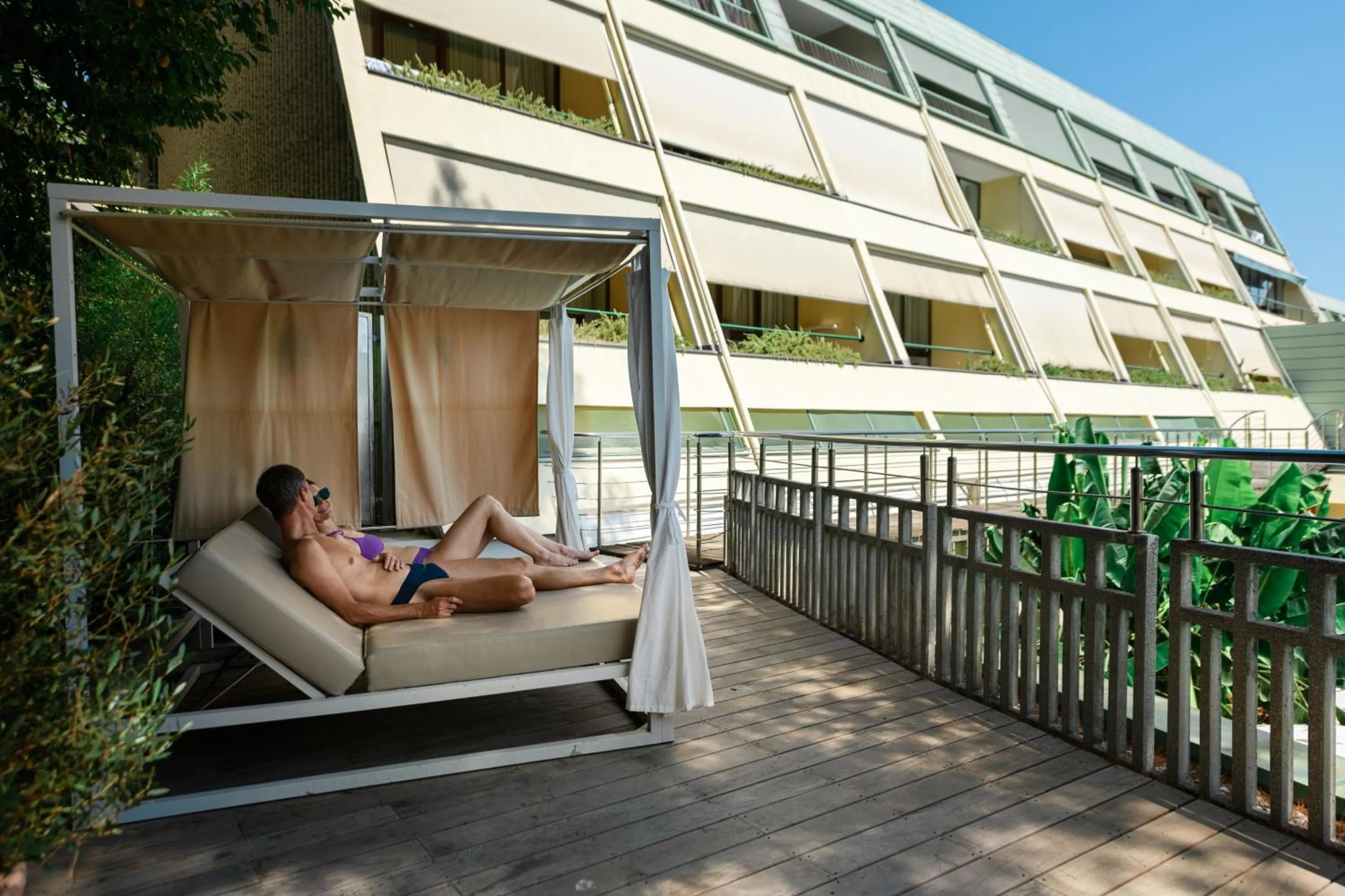 Swimming pool in Holiday Park Vile - Terme Krka