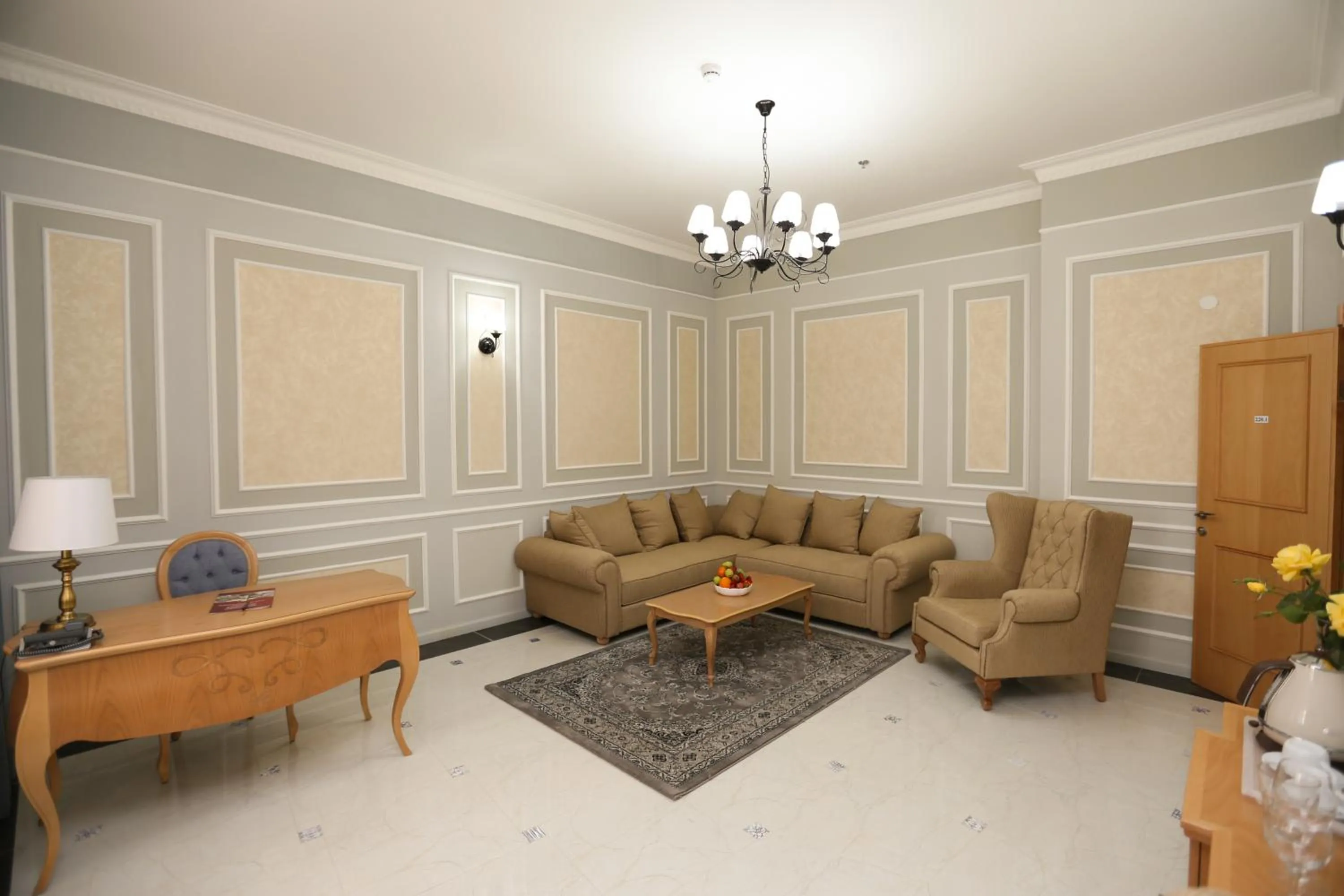 Living room in Sergei Palace Hotel