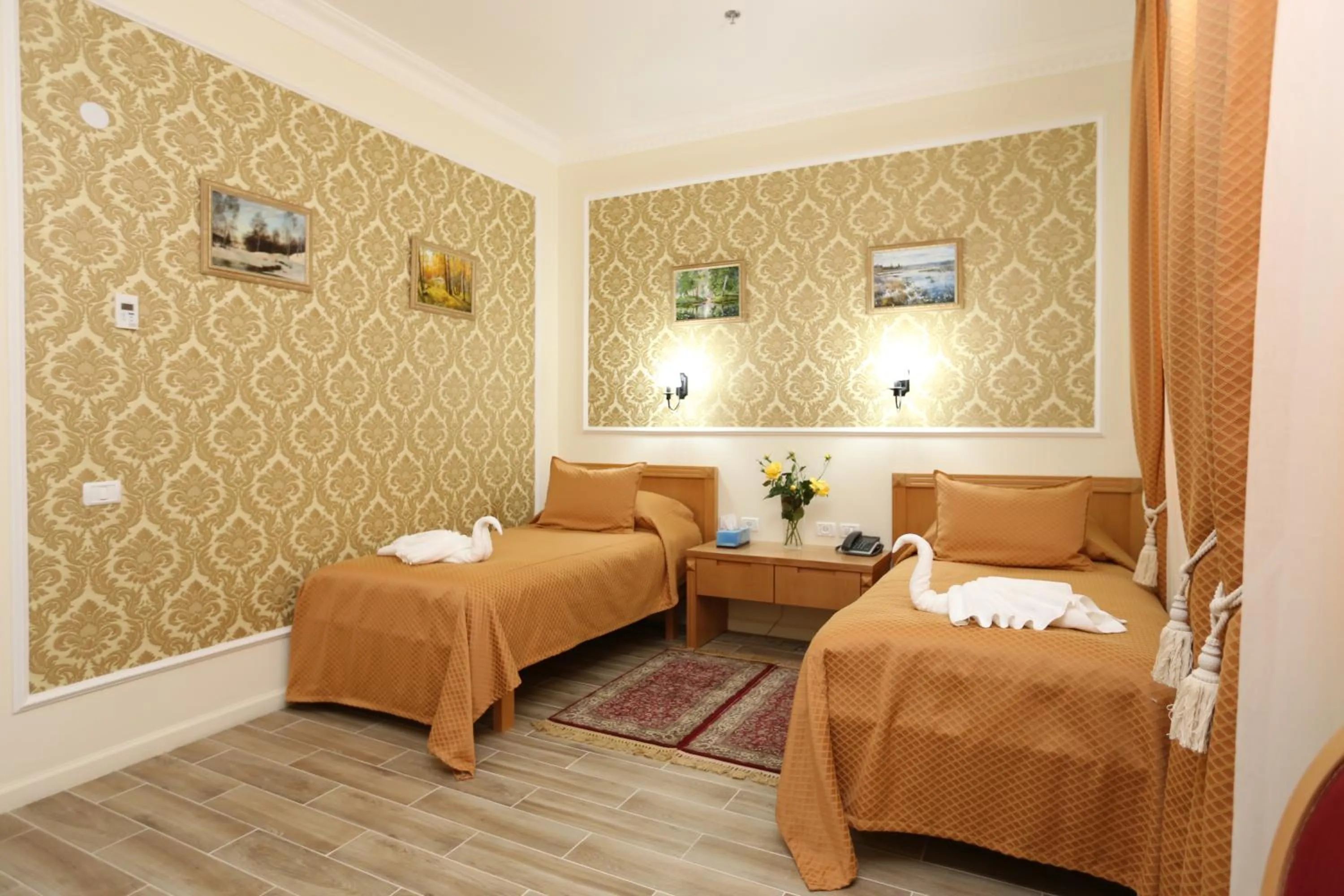 Bed in Sergei Palace Hotel