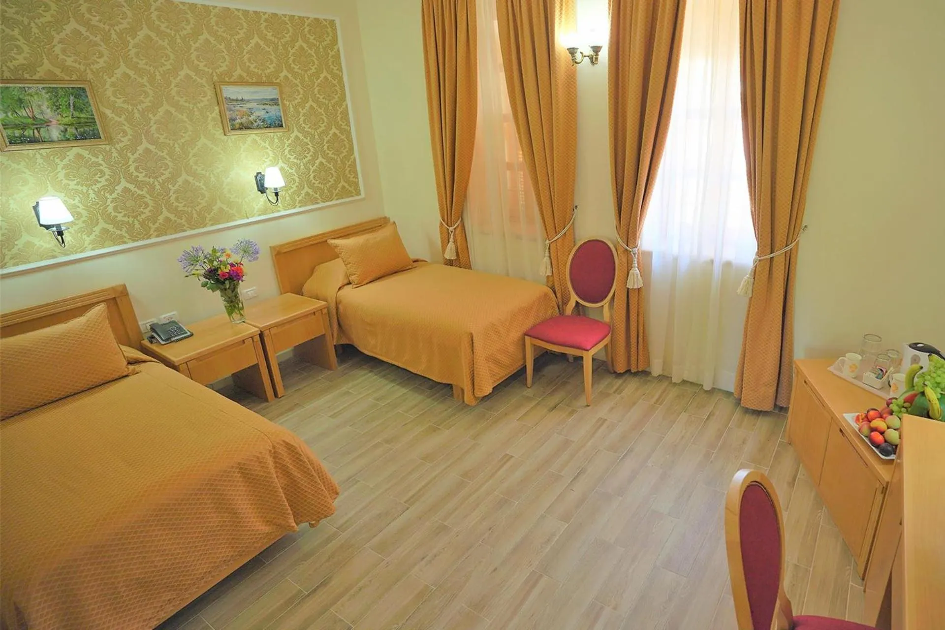 Coffee/tea facilities, Bed in Sergei Palace Hotel