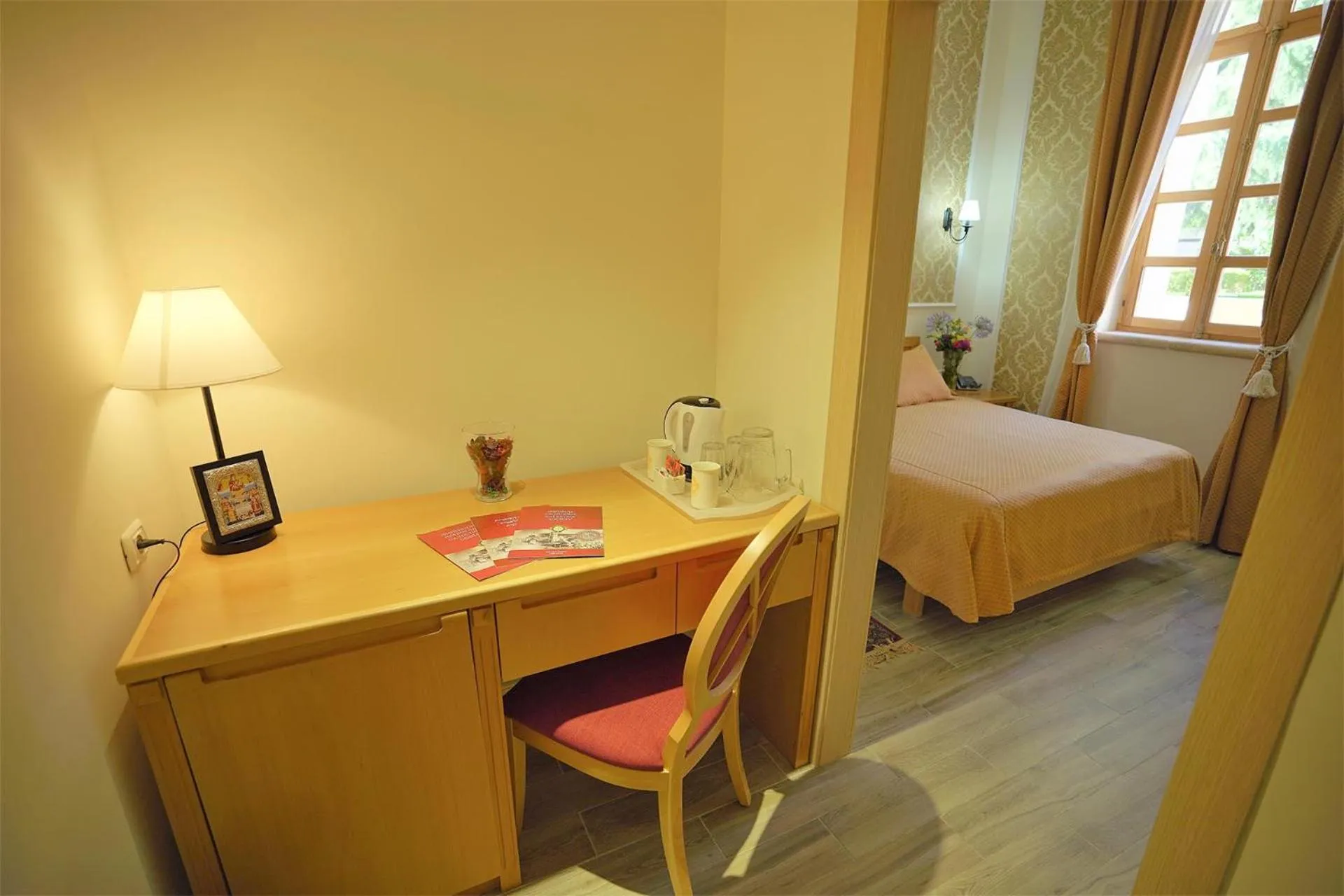 Bed in Sergei Palace Hotel