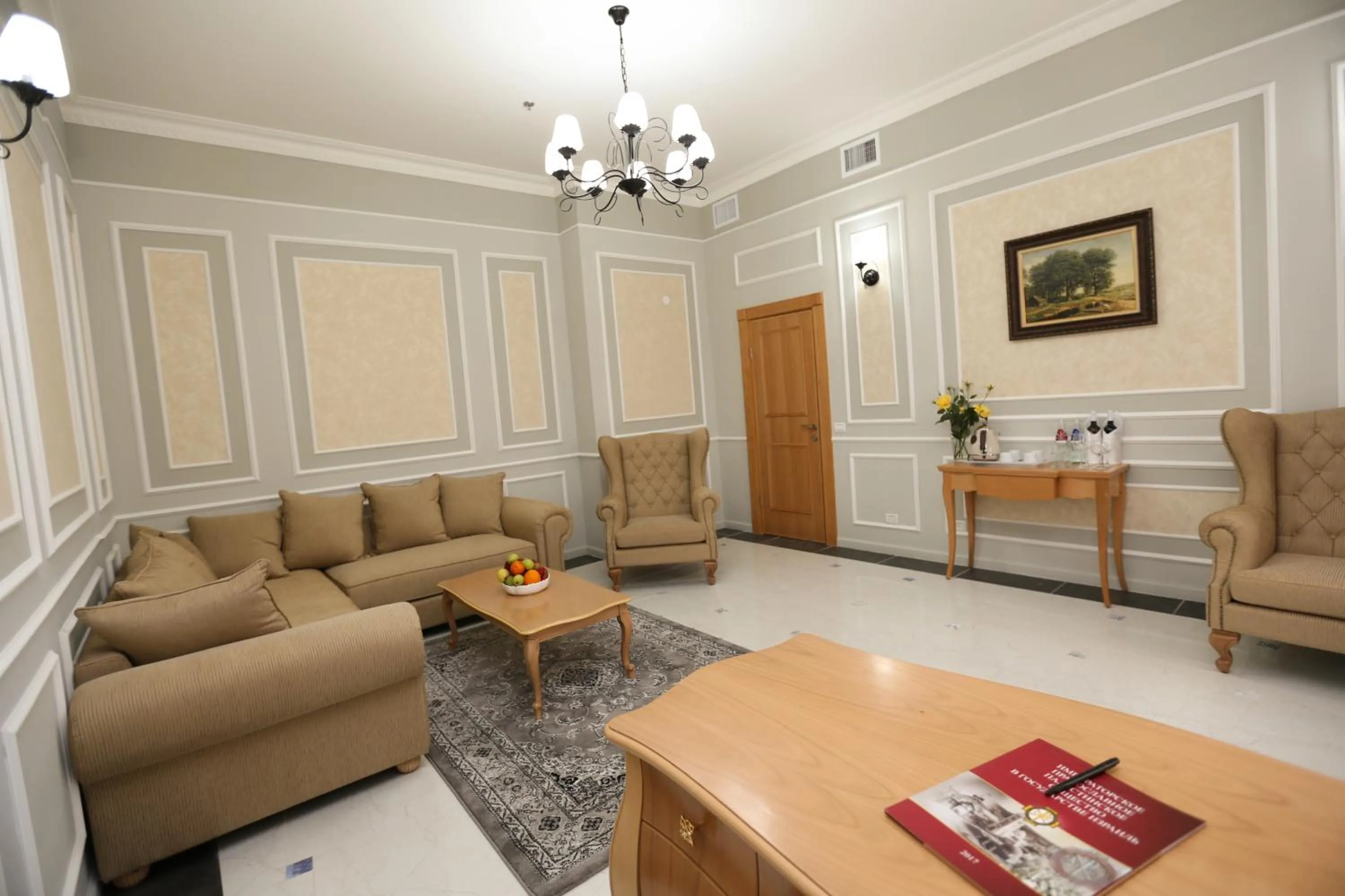 Living room in Sergei Palace Hotel