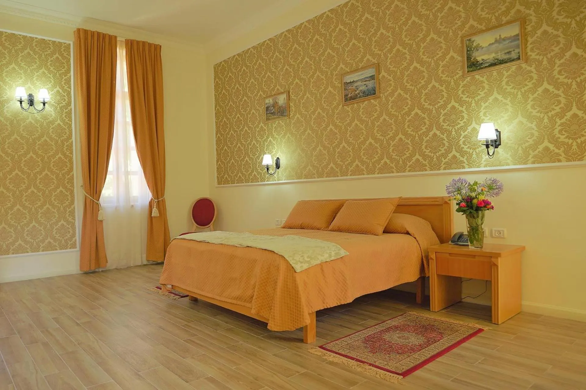 Bed in Sergei Palace Hotel