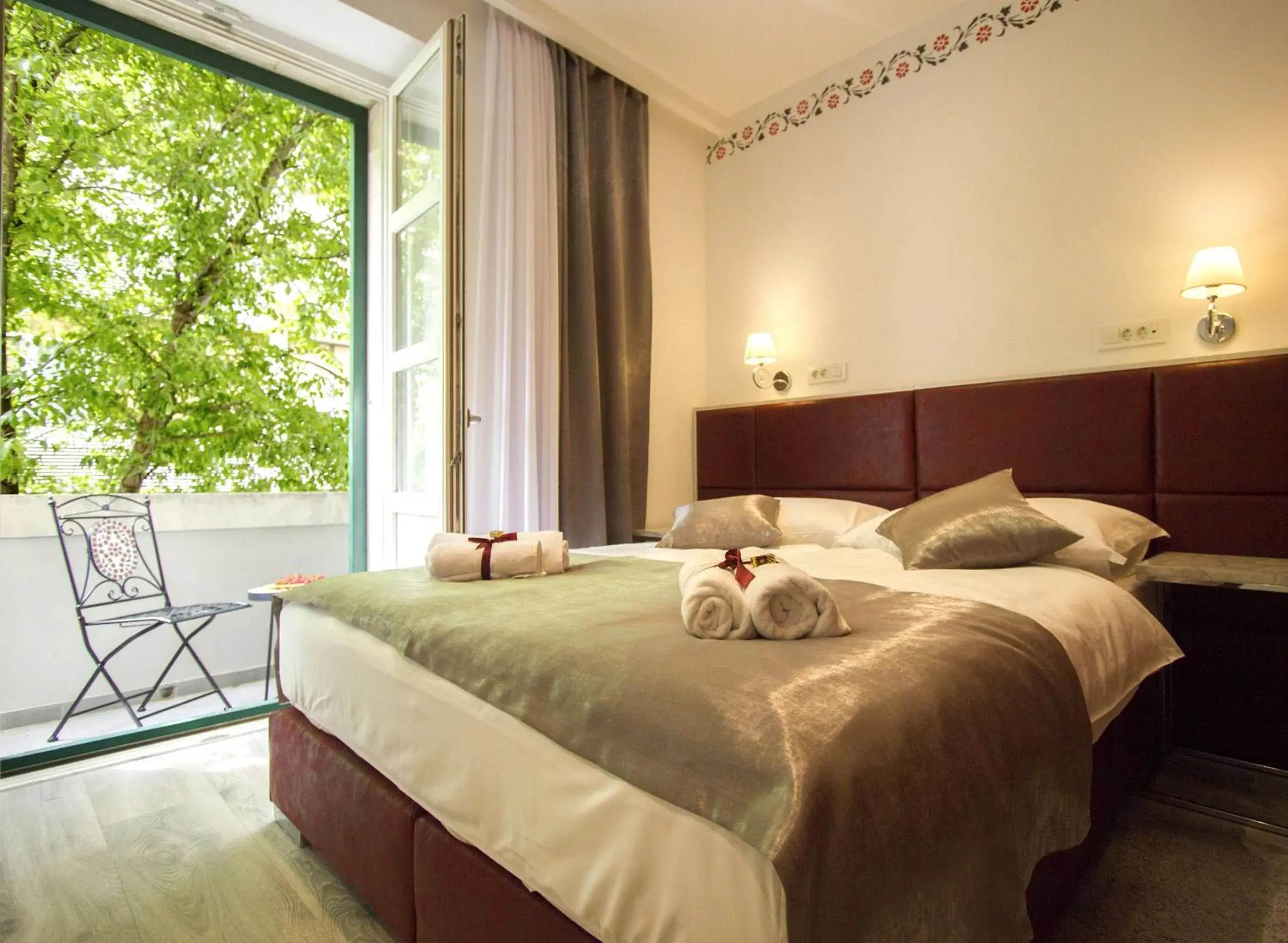 Bedroom, Bed in Well Of Life Luxury Rooms Bedroom, Bed in Well Of Life Luxury Rooms