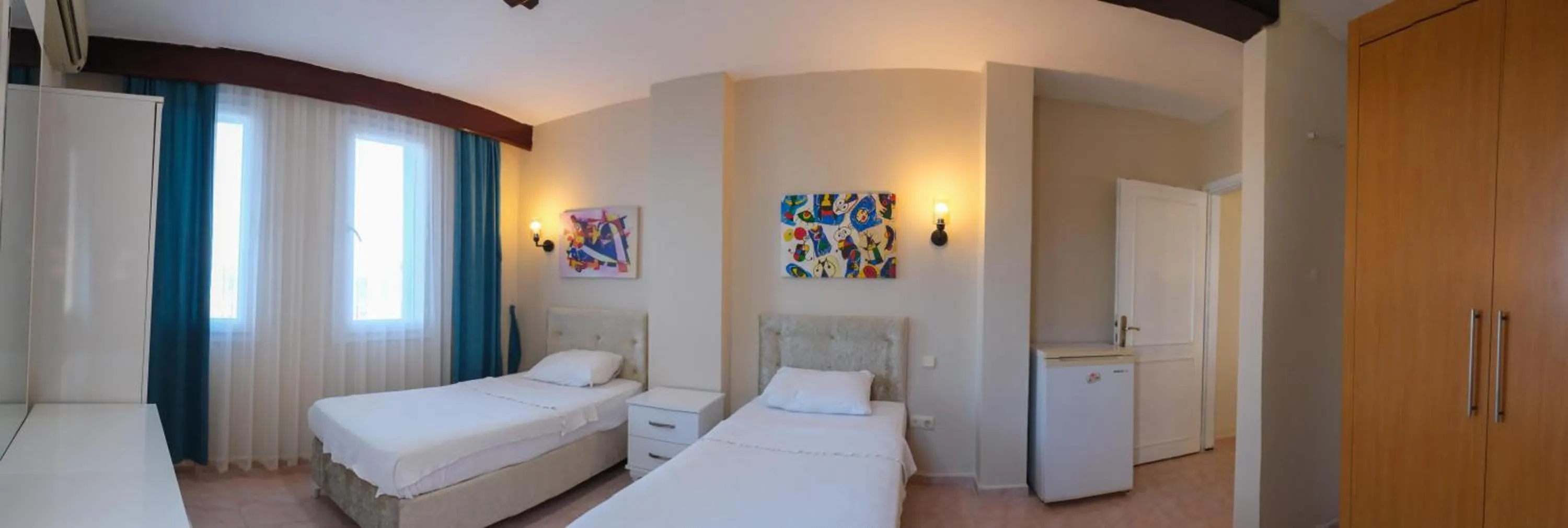 Photo of the whole room, Bed in Arden Hotel