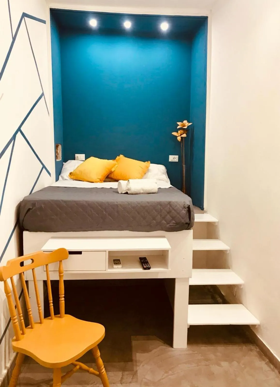 Photo of the whole room, Bed in Palazzo delle Logge