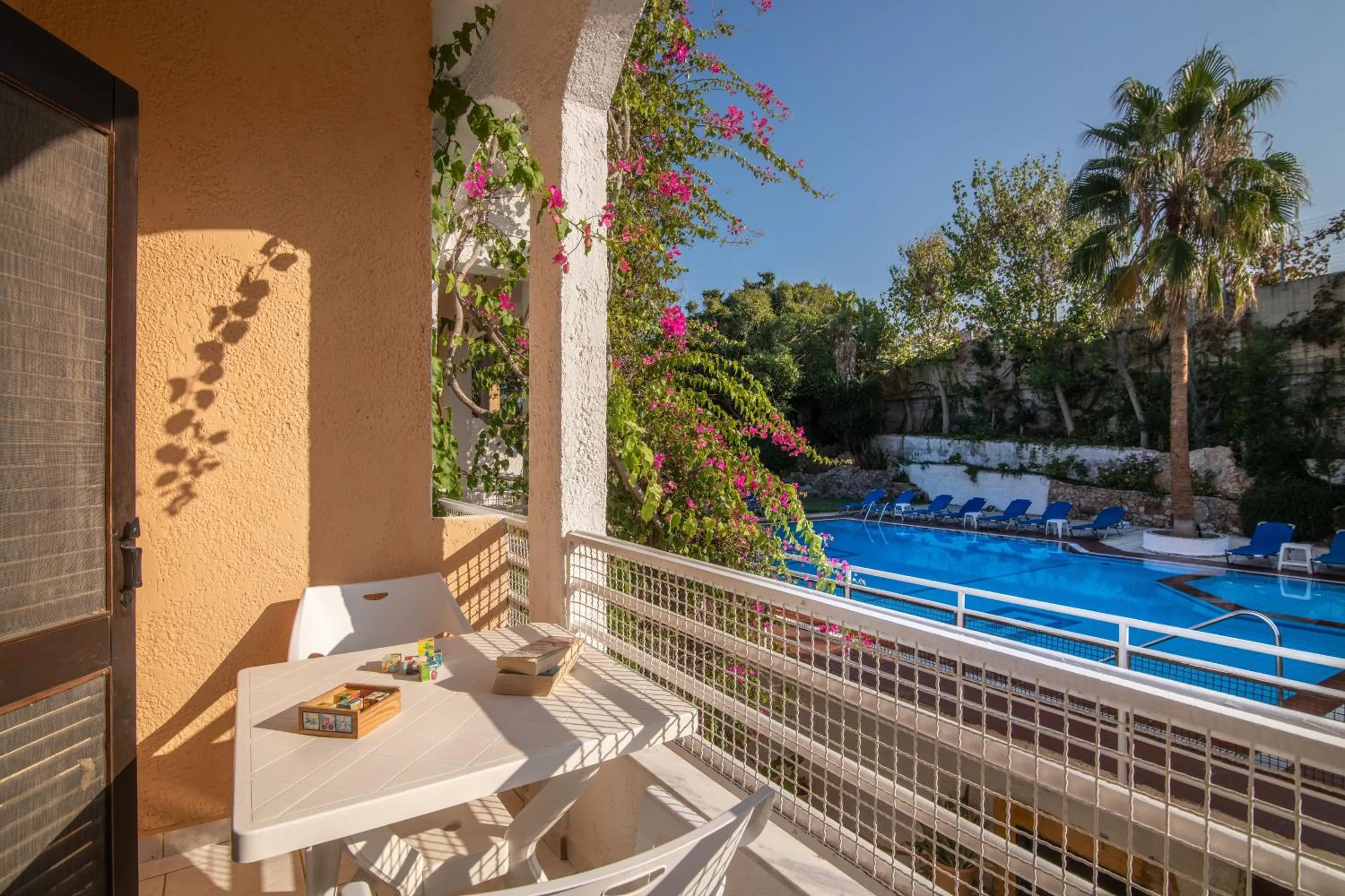 Balcony/Terrace in Iliostasi Beach Apartments
