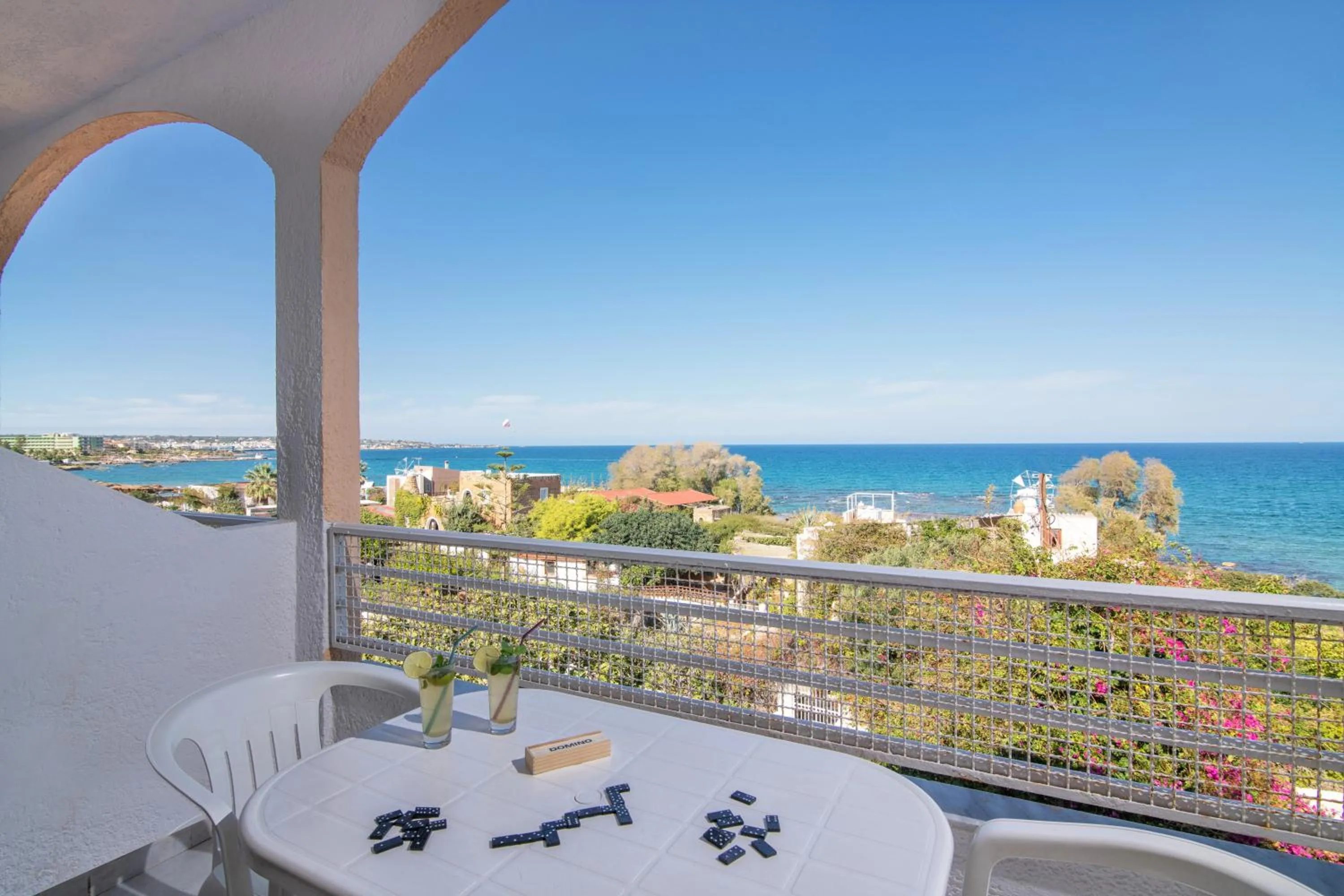 Balcony/Terrace in Iliostasi Beach Apartments