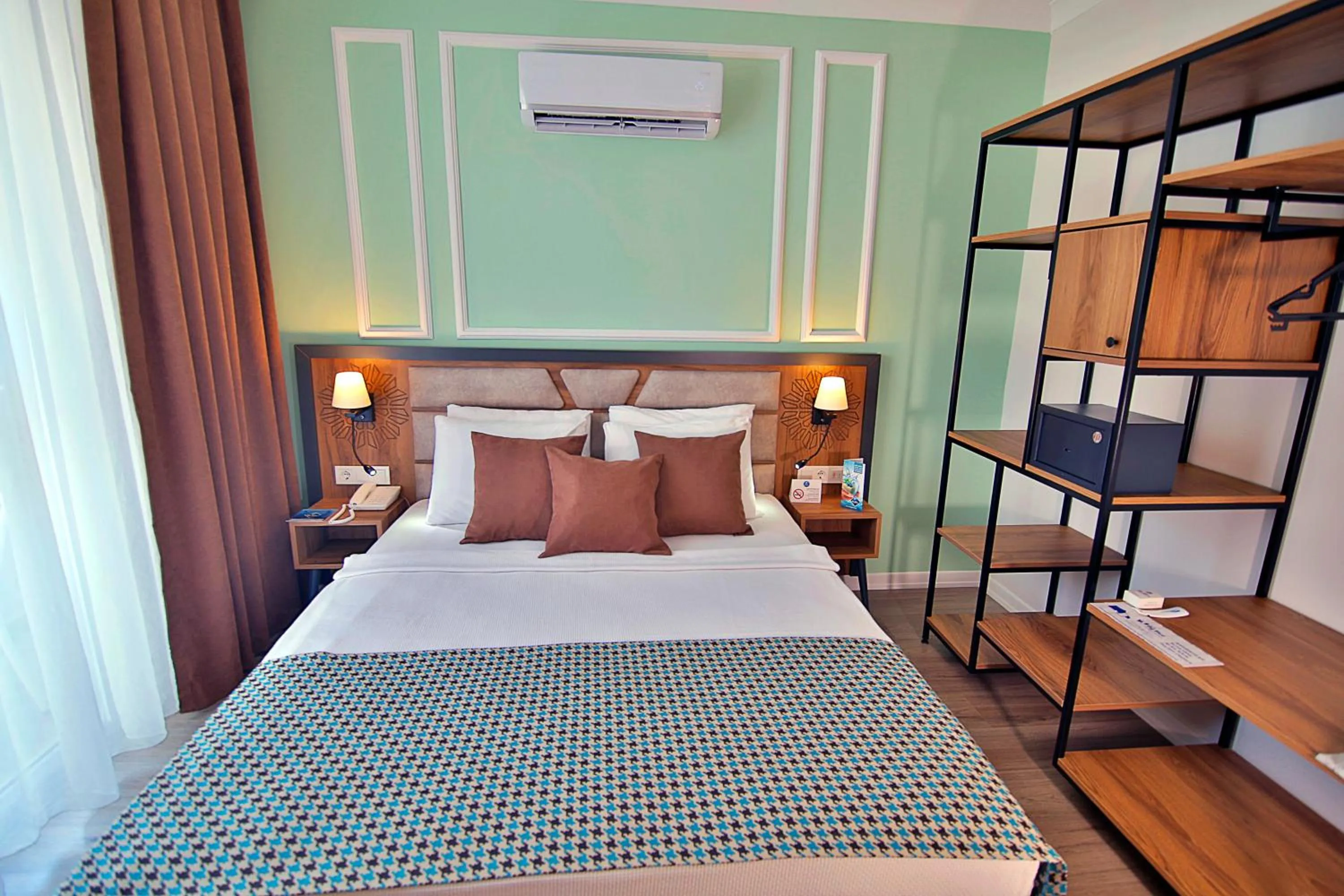 Photo of the whole room, Bed in Club Big Blue Suit Hotel - All Inclusive Plus