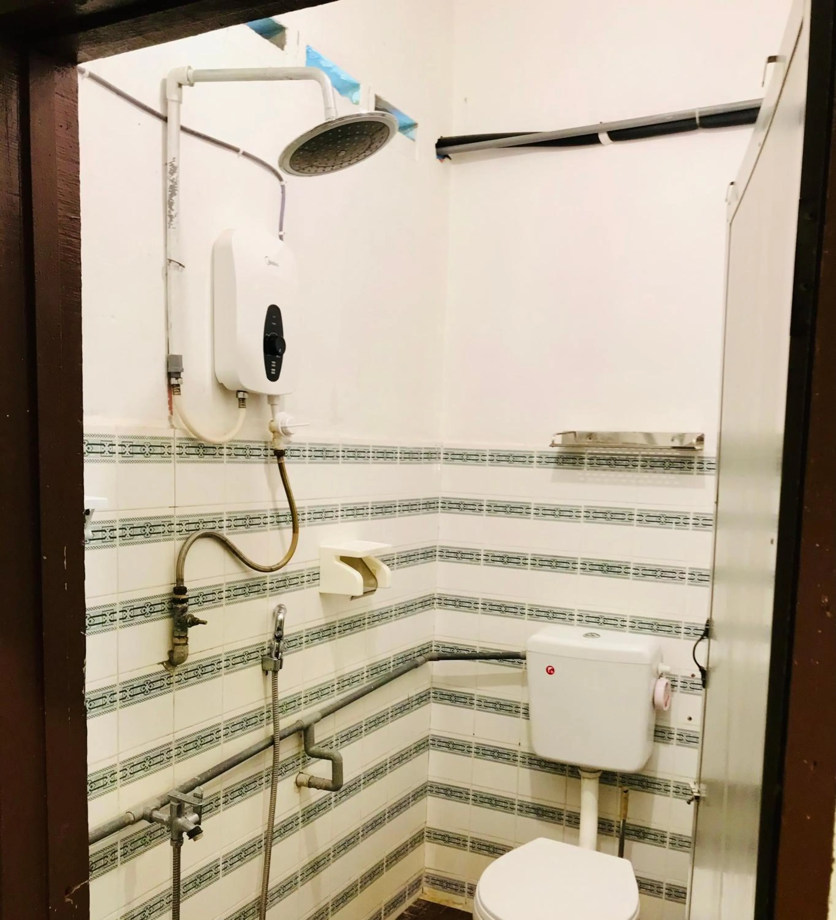 Shower in Dar Yasmine