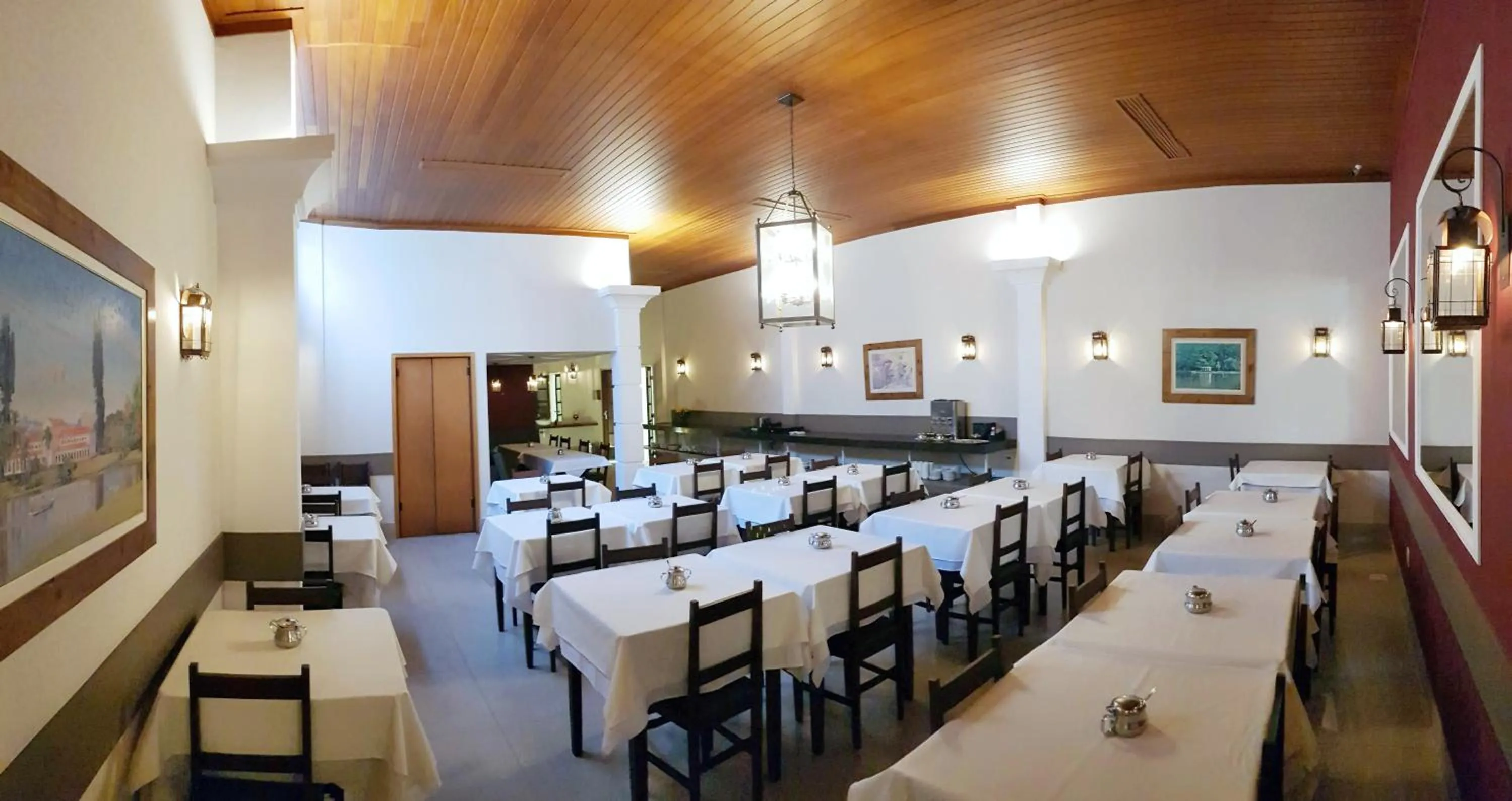 Restaurant/places to eat in Hotel Beira Parque