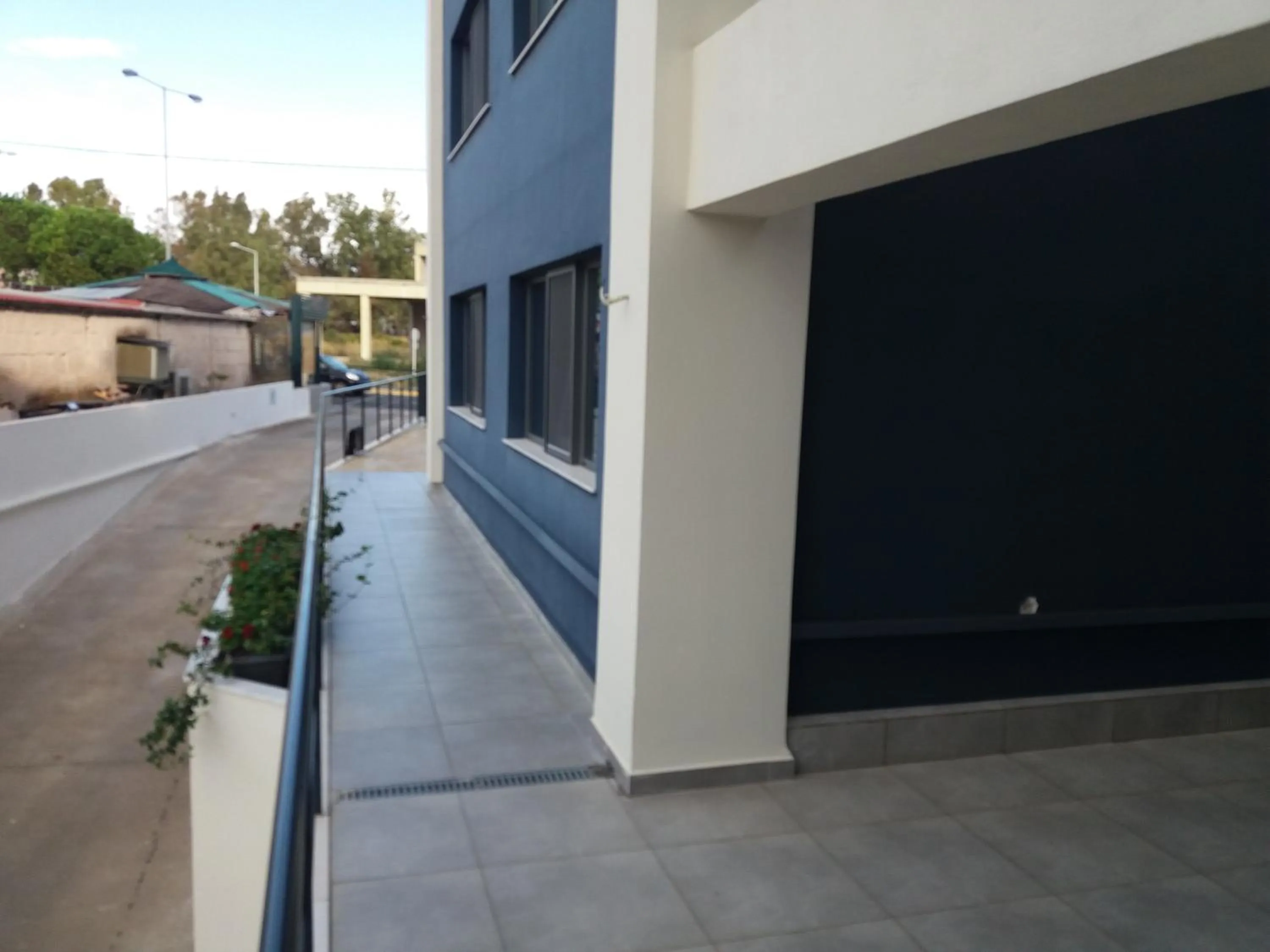 On site in CHROMA Lodge Pikermi