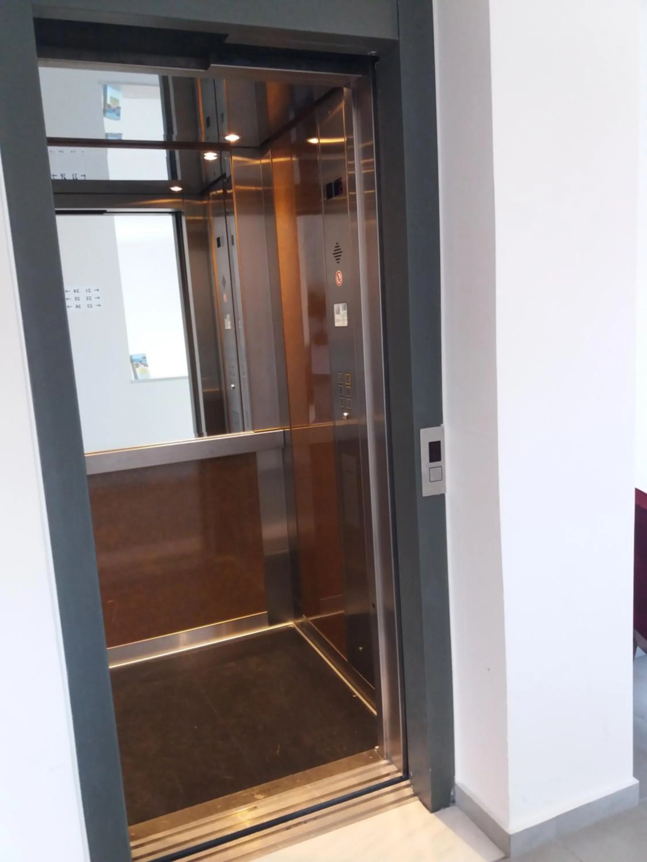 On site in CHROMA Lodge Pikermi