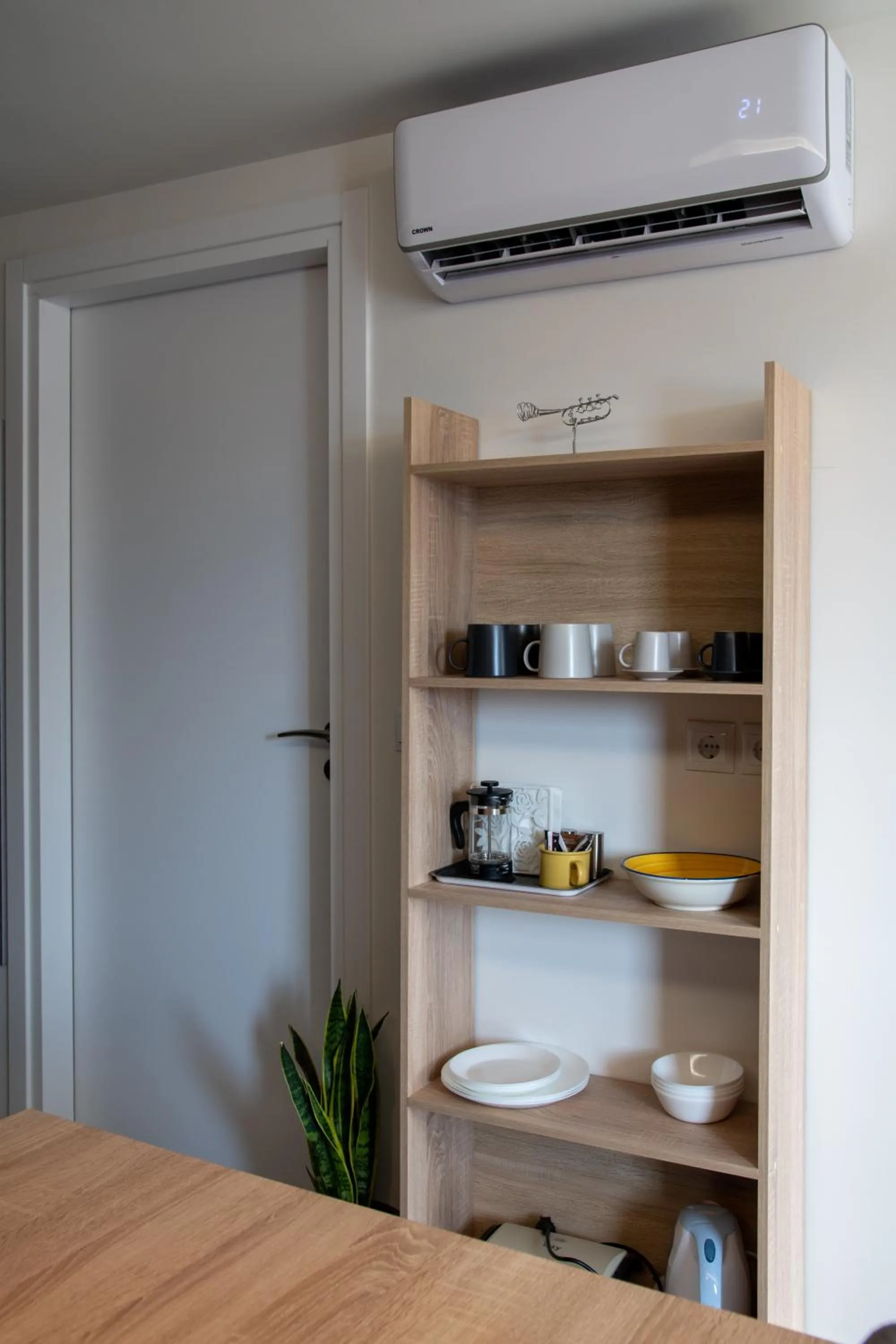 Coffee/tea facilities in CHROMA Lodge Pikermi