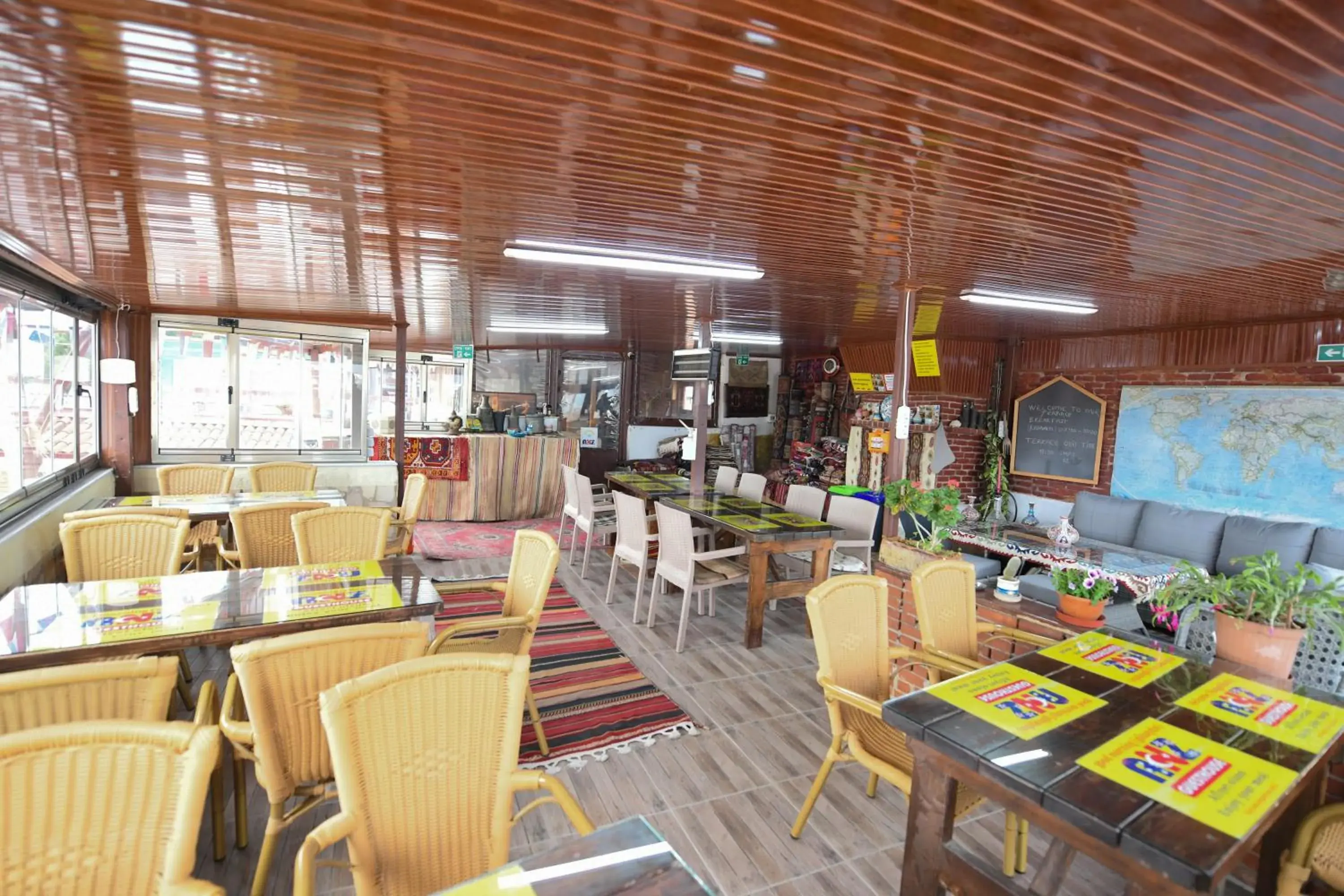 Restaurant/places to eat in Anz Guest House Pansiyon Restaurant/places to eat in Anz Guest House Pansiyon