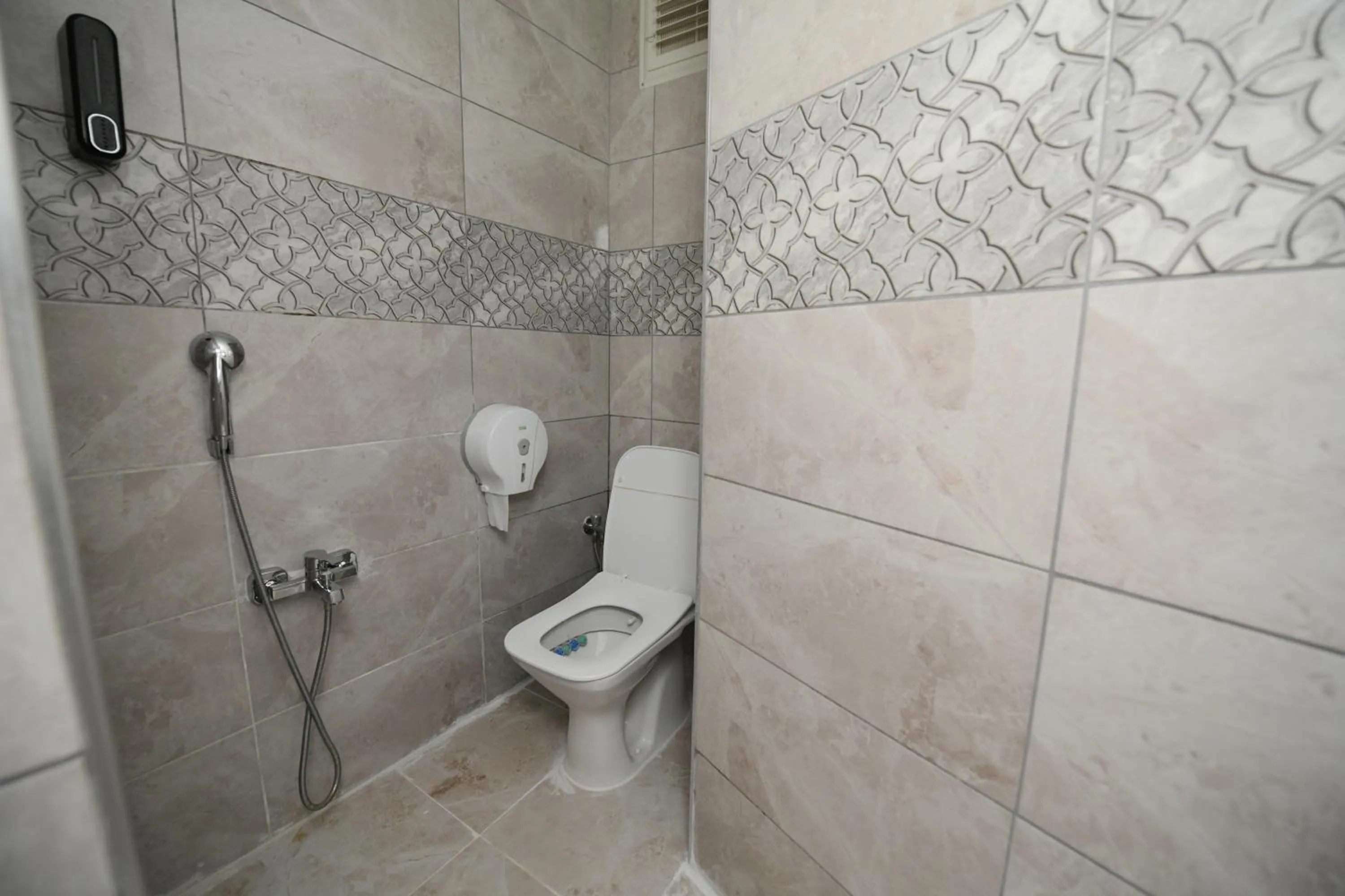 Anz Guest House Pansiyon