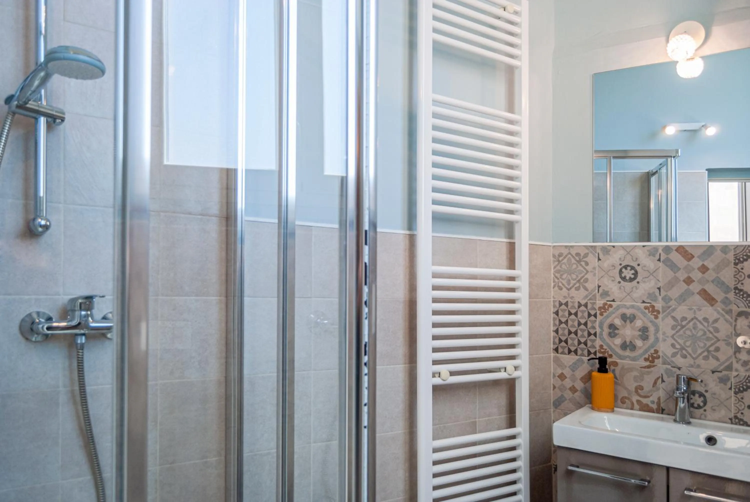 La Pigna Bianca Suites