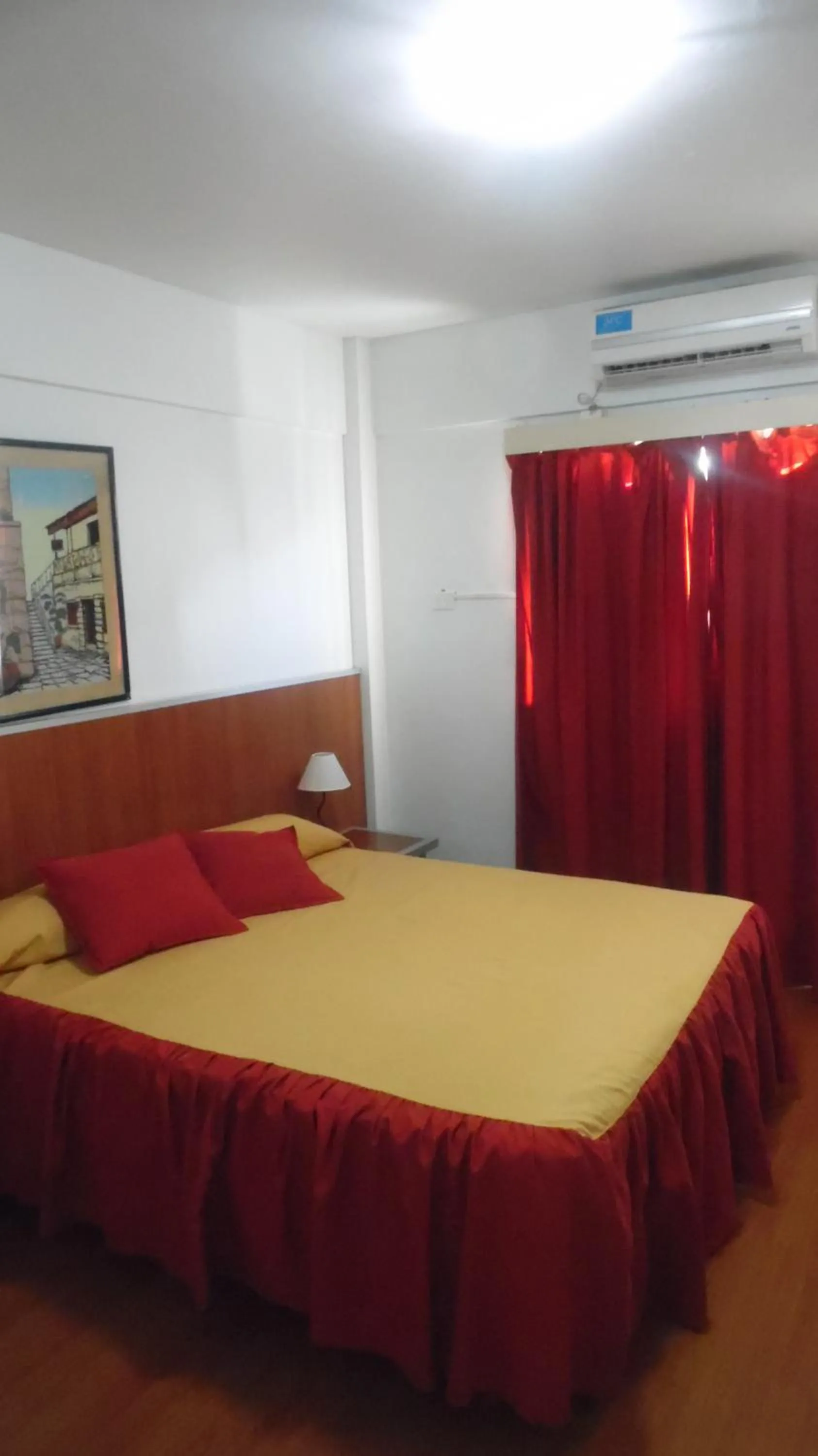 Bedroom in Adrazi Internacional