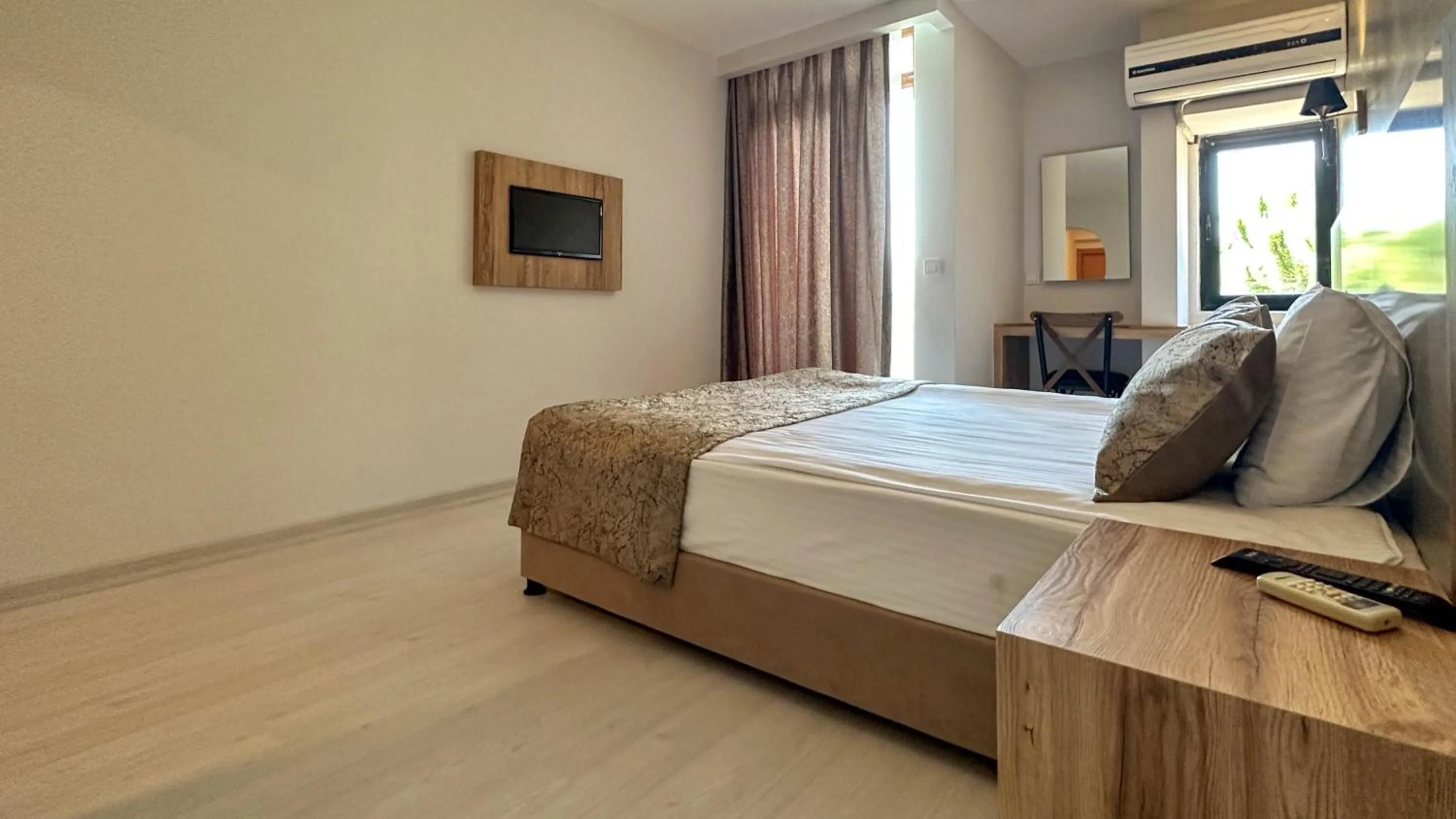 Bed in Ephesus Hitit Hotel restaurant