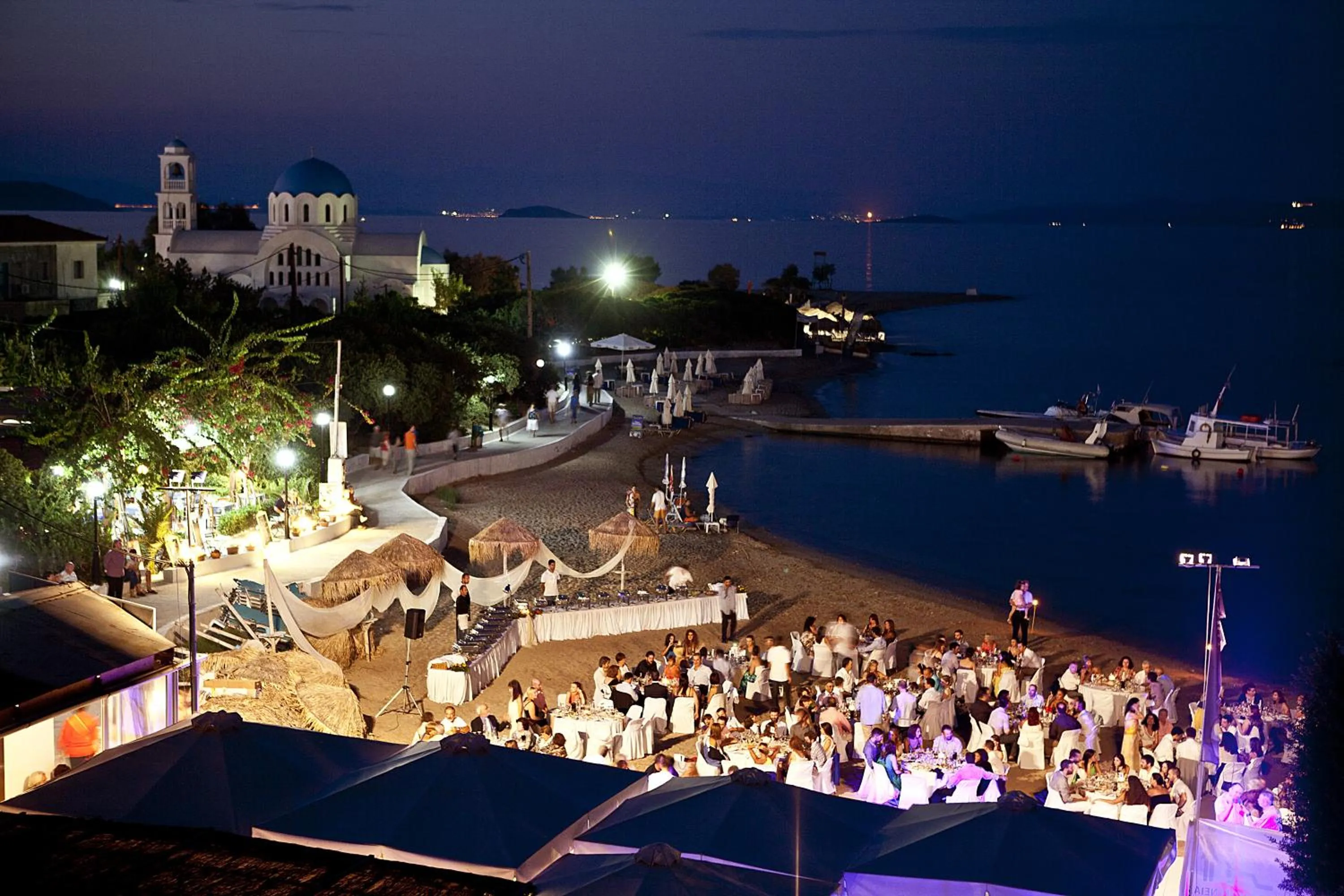 Beach in Oasis Beach Hotel