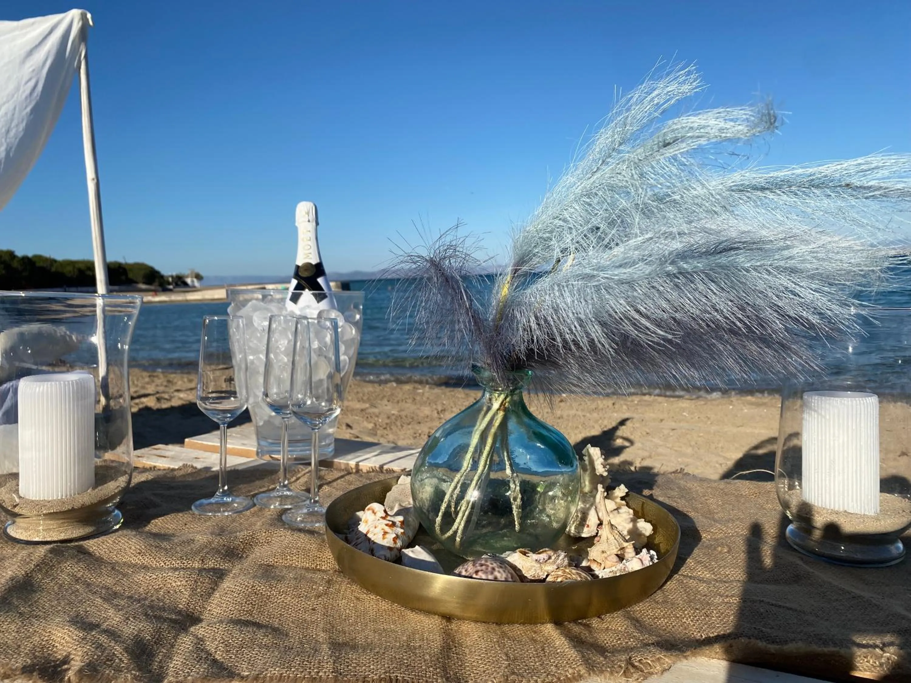 Day in Oasis Beach Hotel