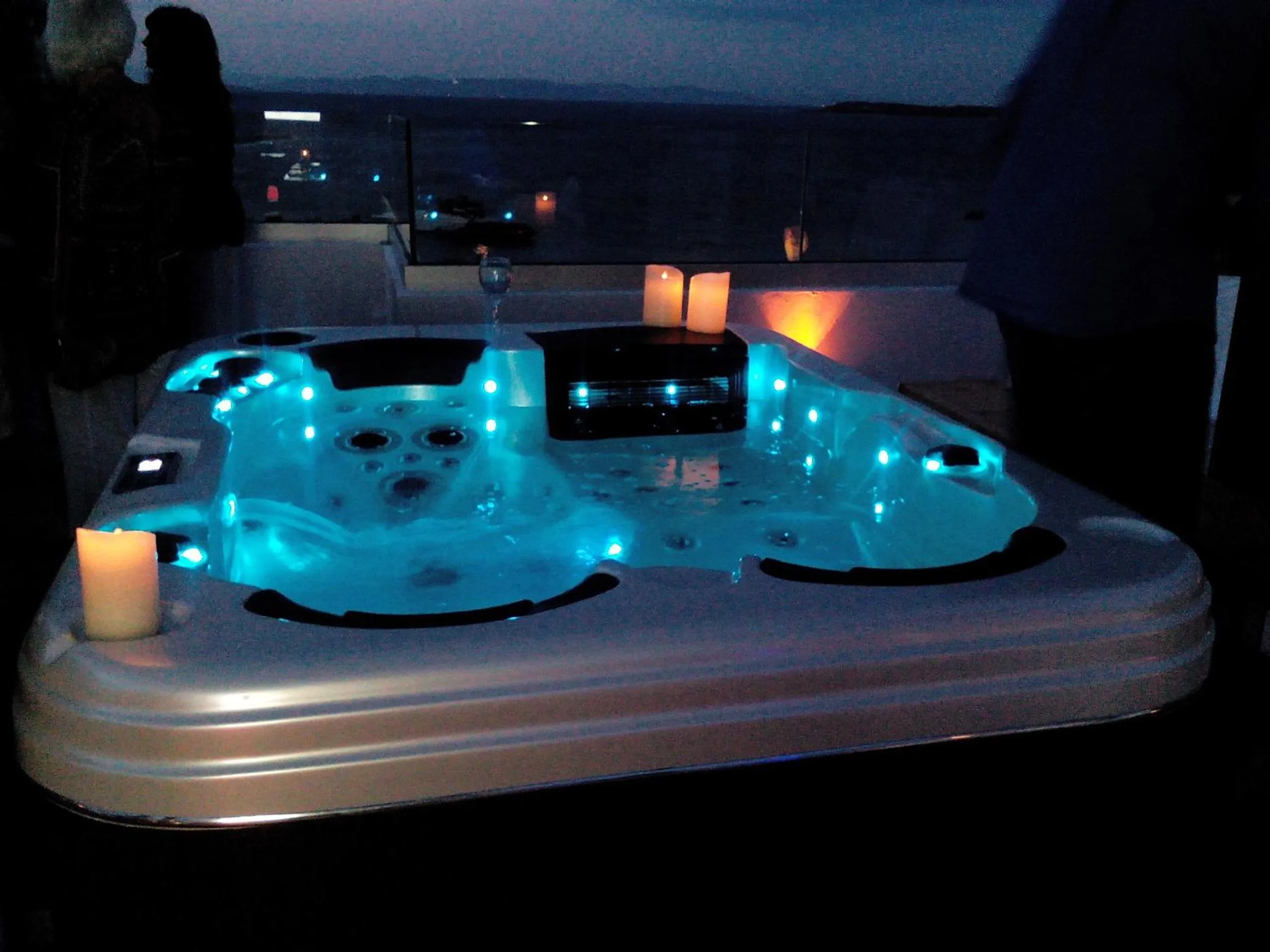 Hot Tub in Oasis Beach Hotel