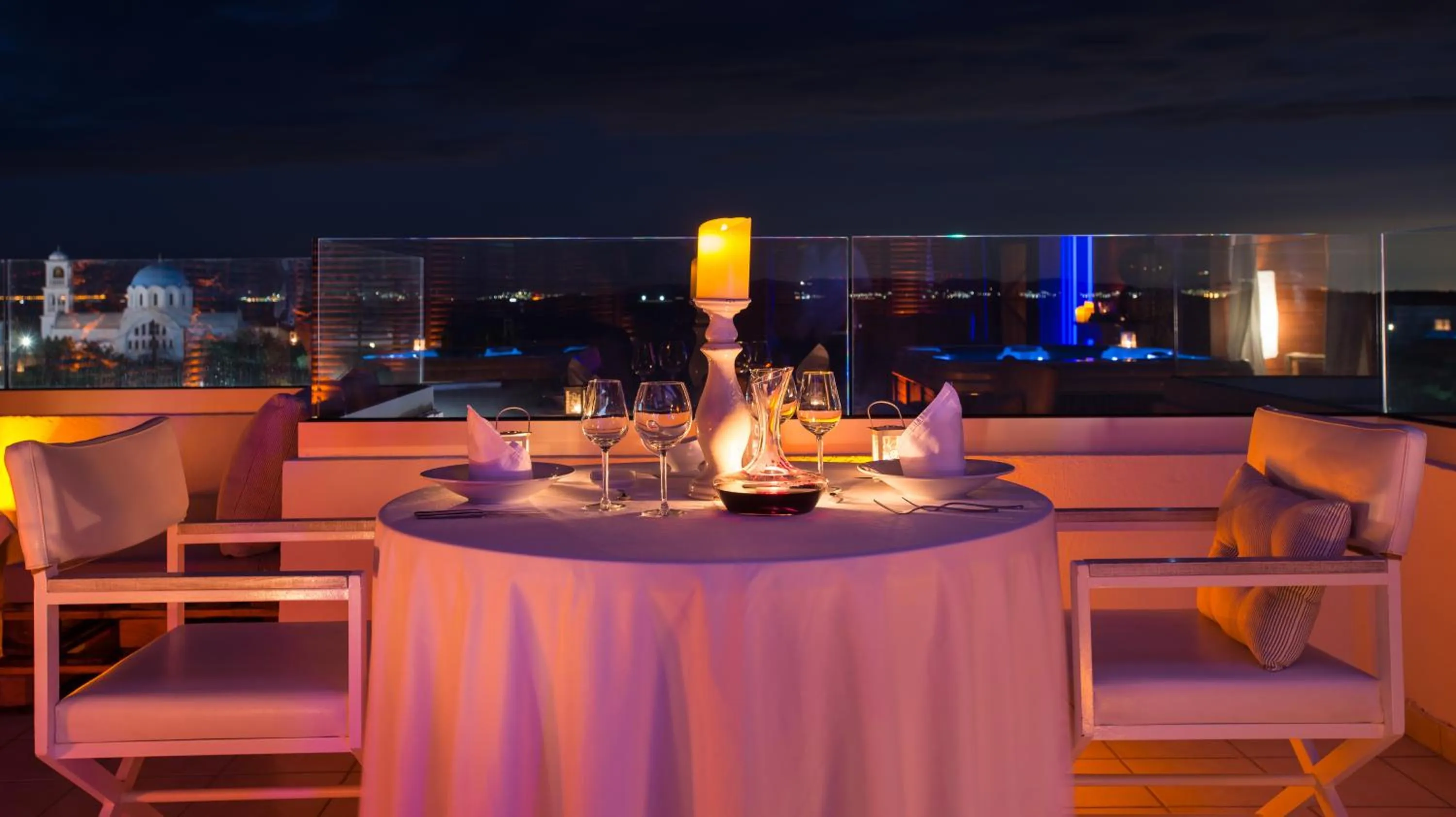 Food and drinks in Oasis Beach Hotel