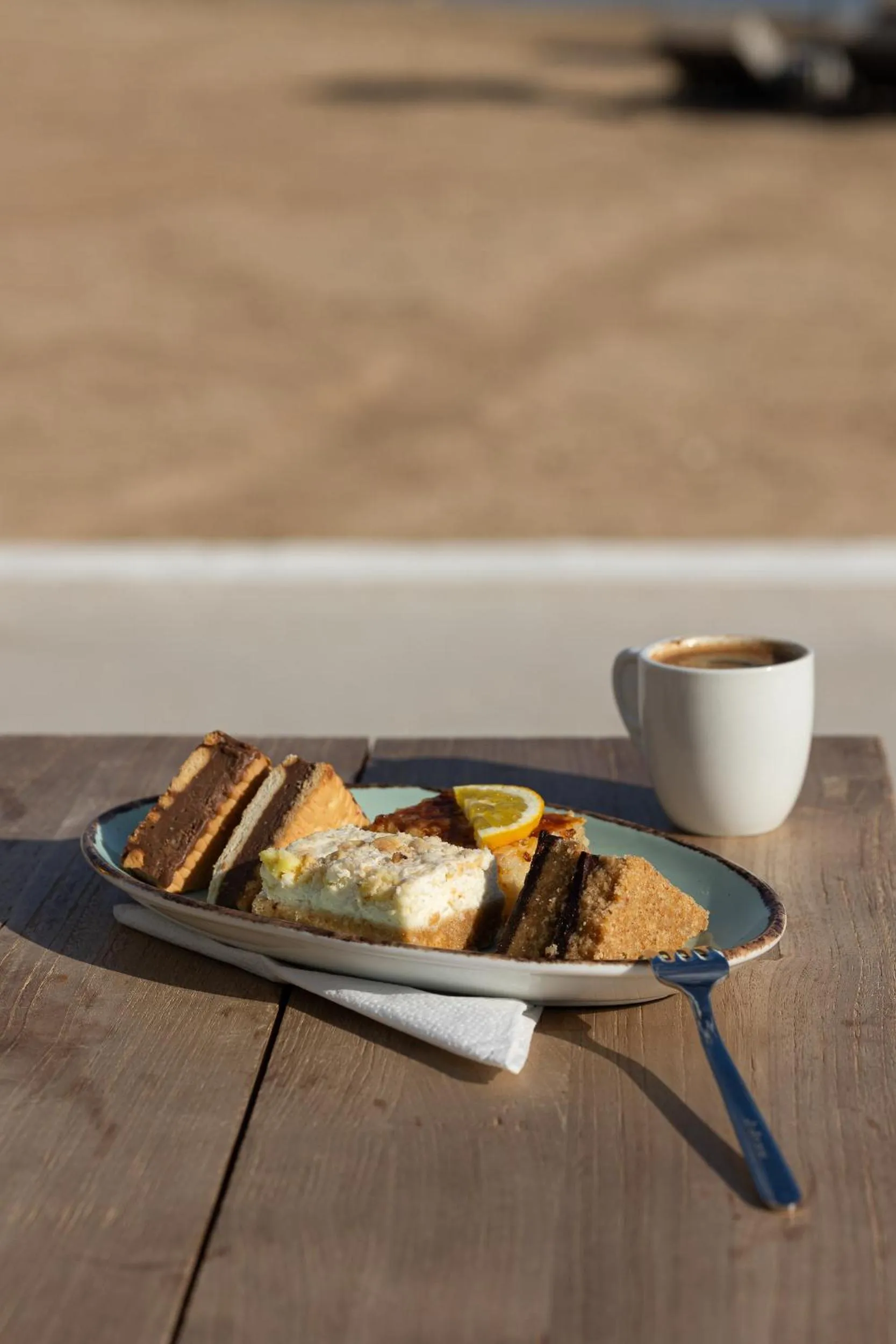 Restaurant/places to eat in Oasis Beach Hotel