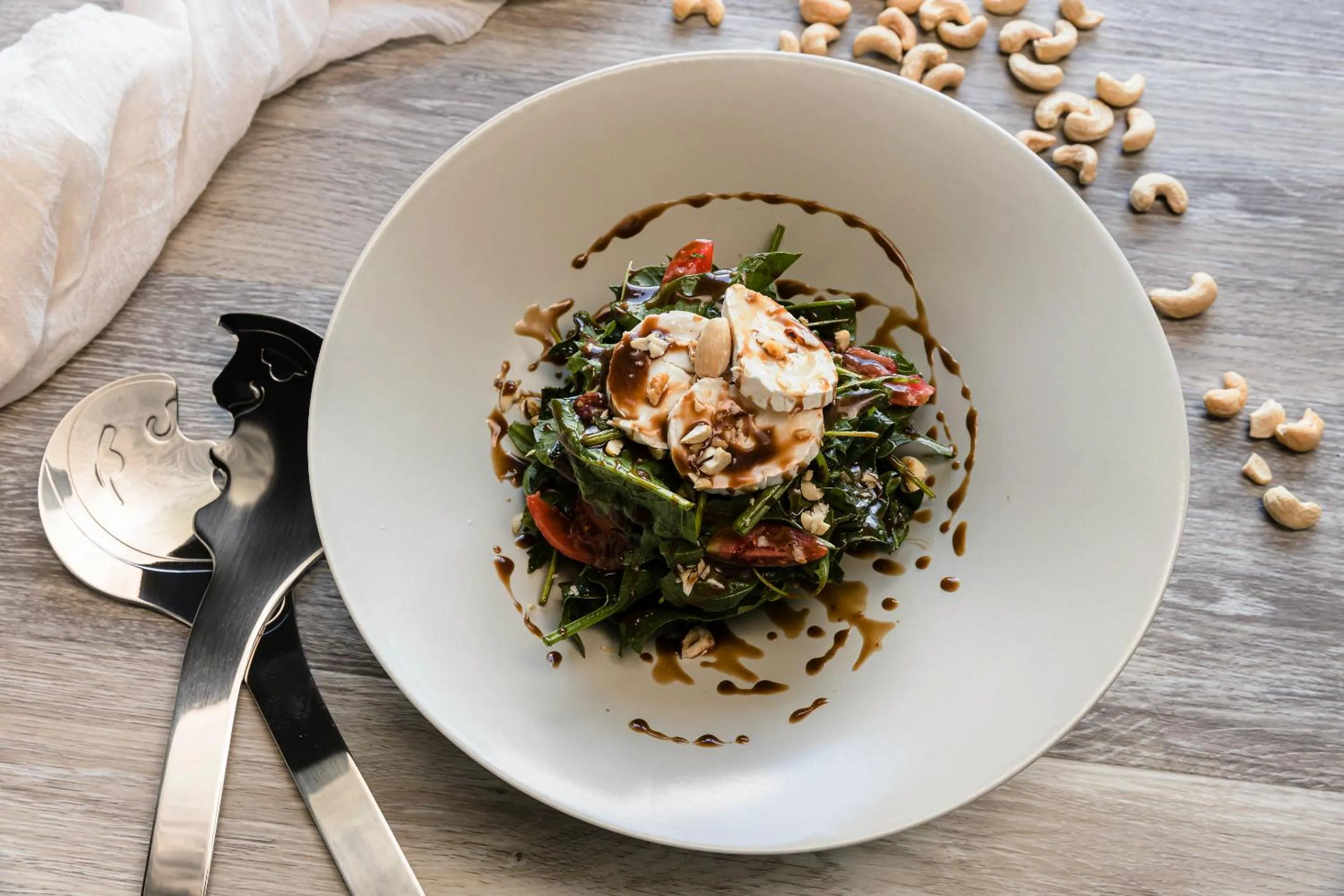 Food and drinks in Oasis Beach Hotel