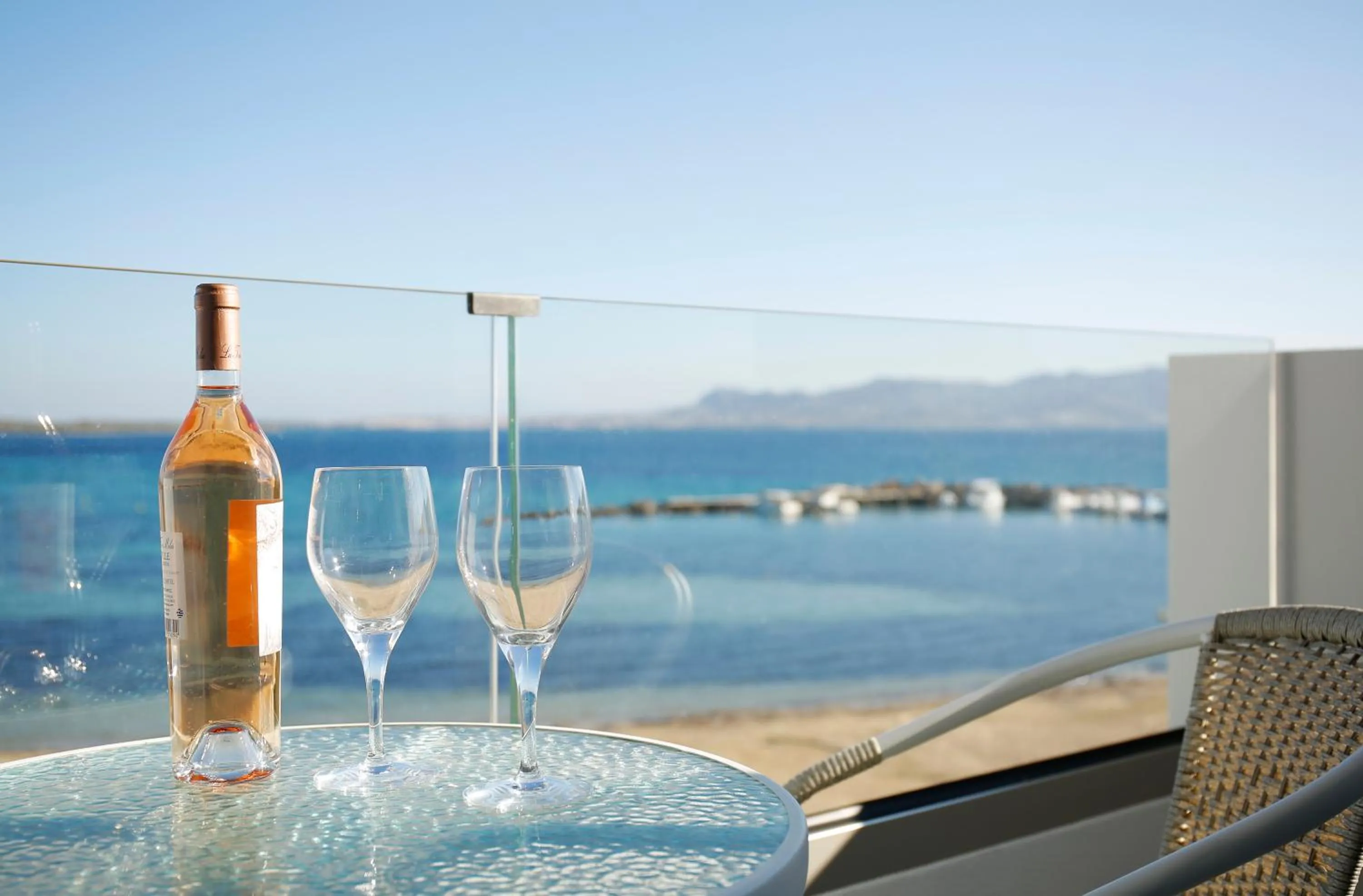 Day in Oasis Beach Hotel