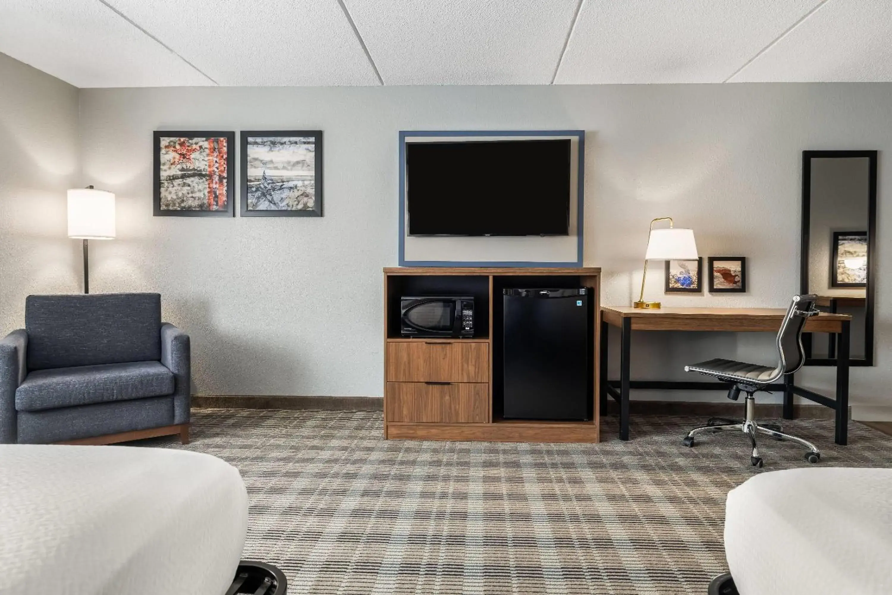 Bed in AmericInn by Wyndham Mounds View Minneapolis Bed in AmericInn by Wyndham Mounds View Minneapolis