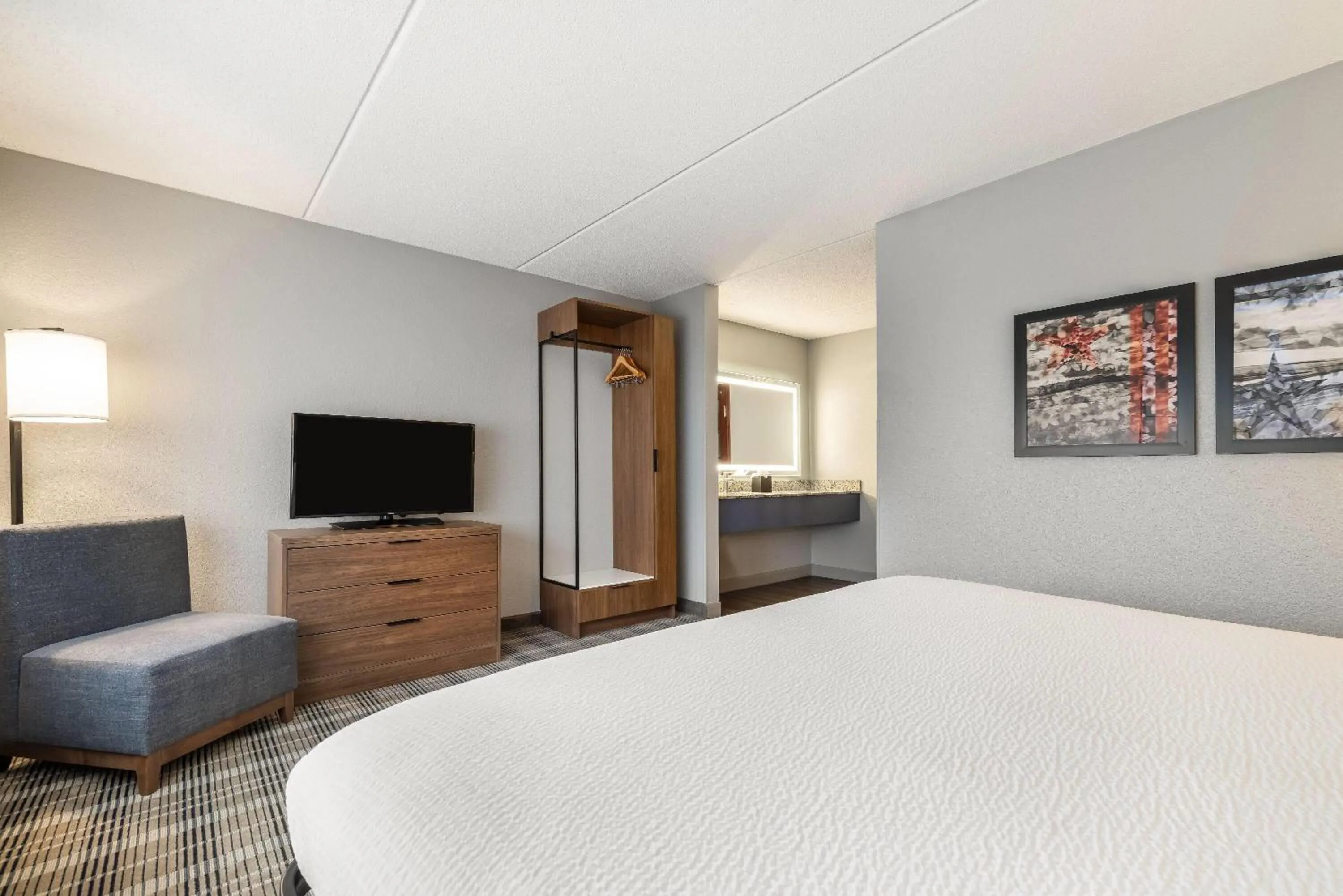 Photo of the whole room, Bed in AmericInn by Wyndham Mounds View Minneapolis